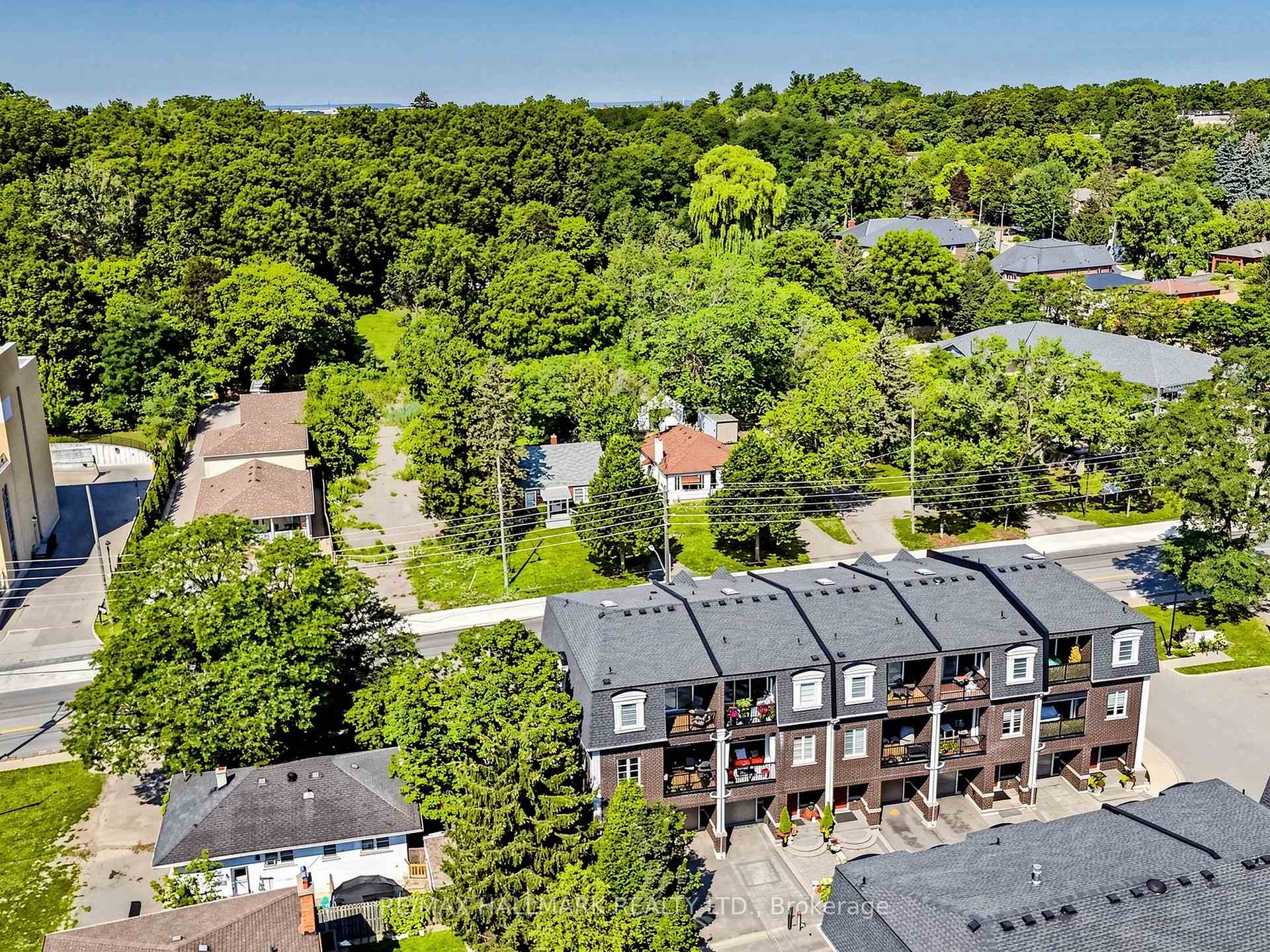 Photo 47 of 8313 Islington Avenue, Vaughan, Islington Woods — HOMEH