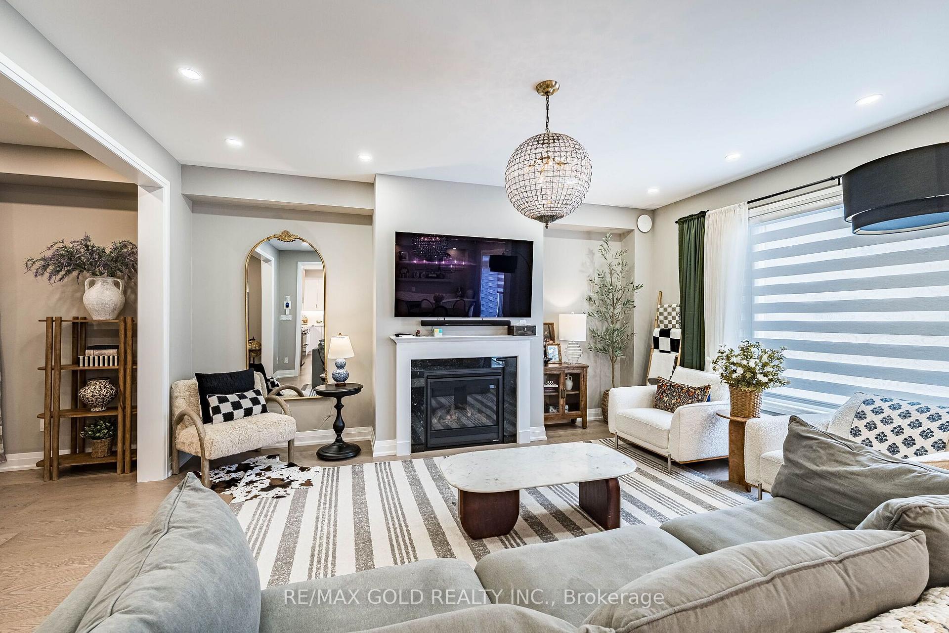 Photo 10 of 19 Trellanock Road, Brampton, Bram West — HOMEH