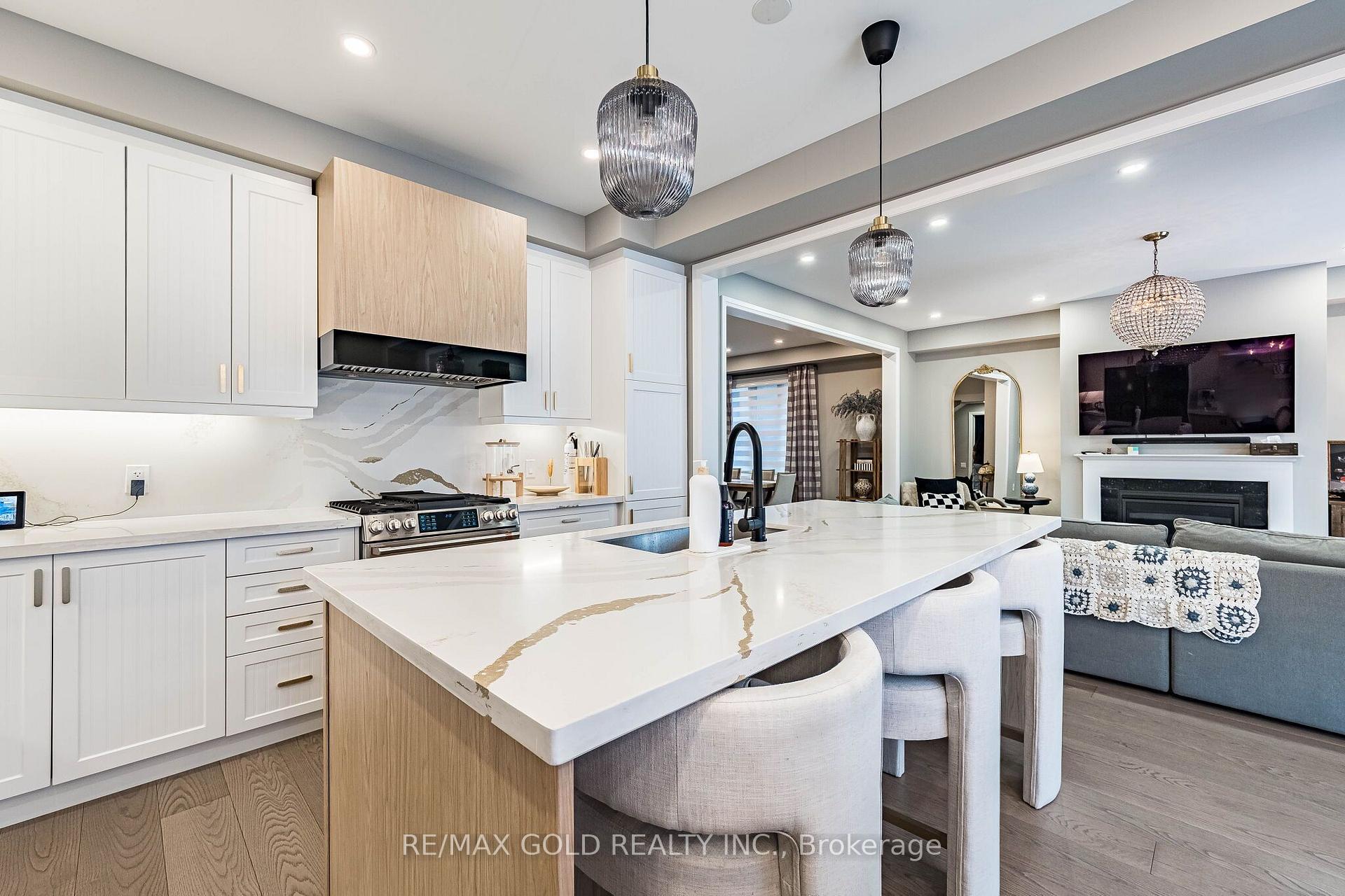 Photo 17 of 19 Trellanock Road, Brampton, Bram West — HOMEH