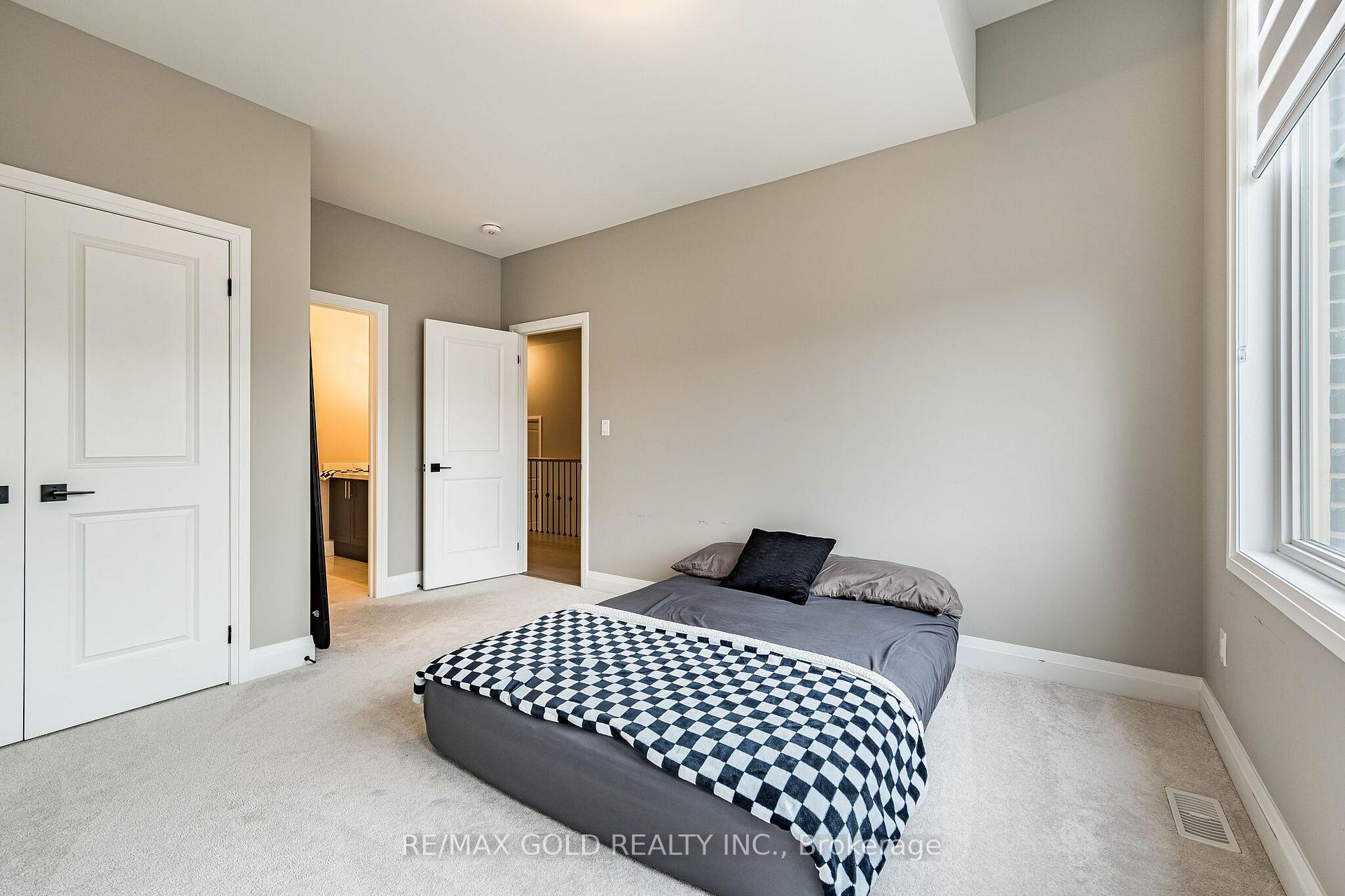 Photo 30 of 19 Trellanock Road, Brampton, Bram West — HOMEH
