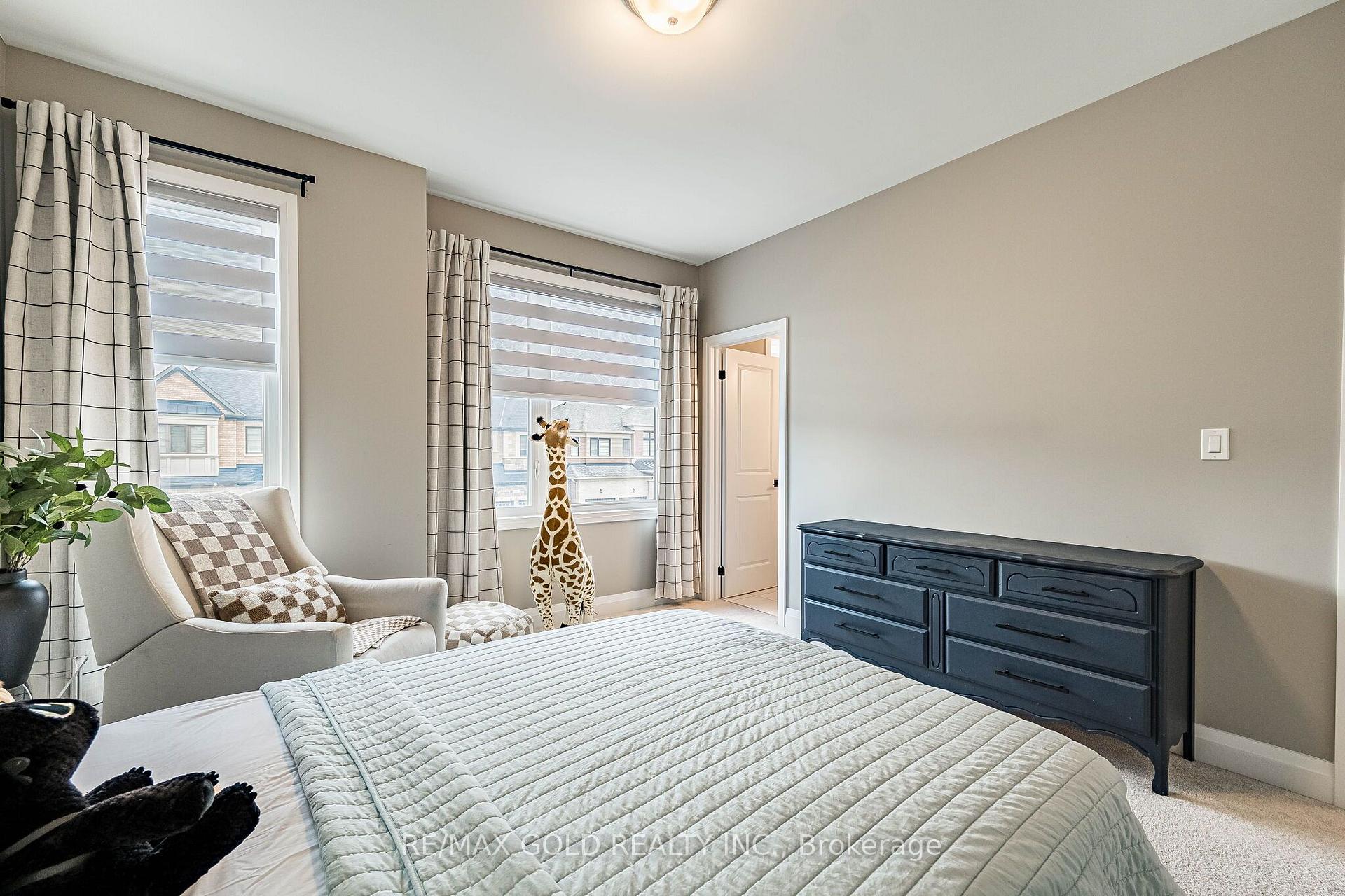 Photo 32 of 19 Trellanock Road, Brampton, Bram West — HOMEH