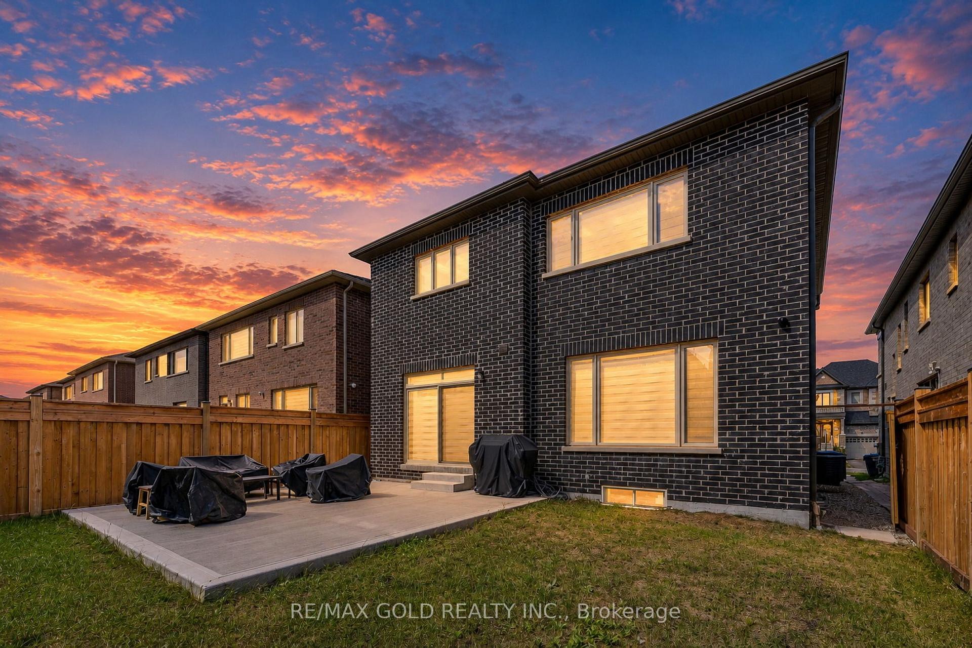 Photo 40 of 19 Trellanock Road, Brampton, Bram West — HOMEH