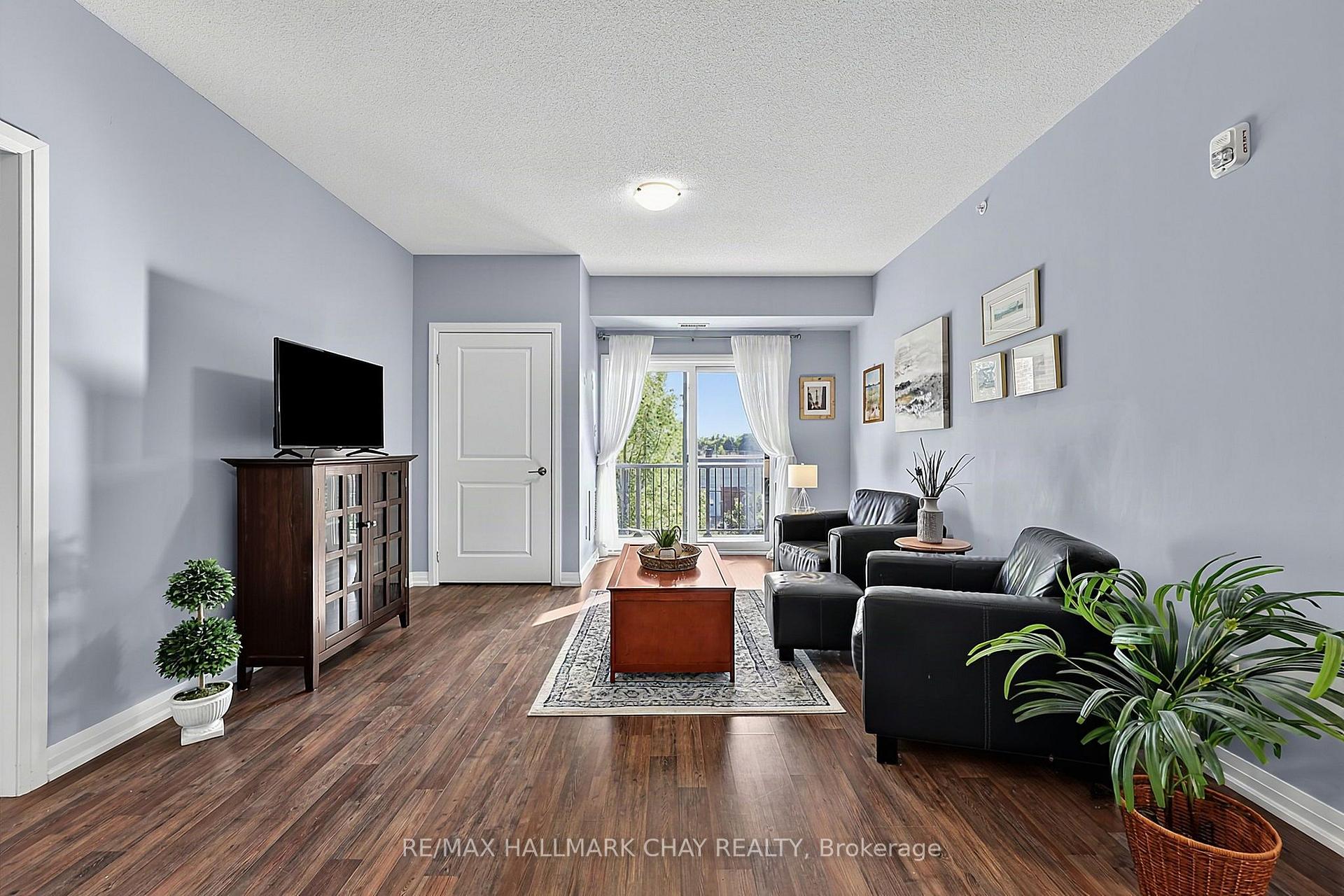 Photo 17 of Unit 210, 161 Wellington Street E, New Tecumseth, Alliston — HOMEH