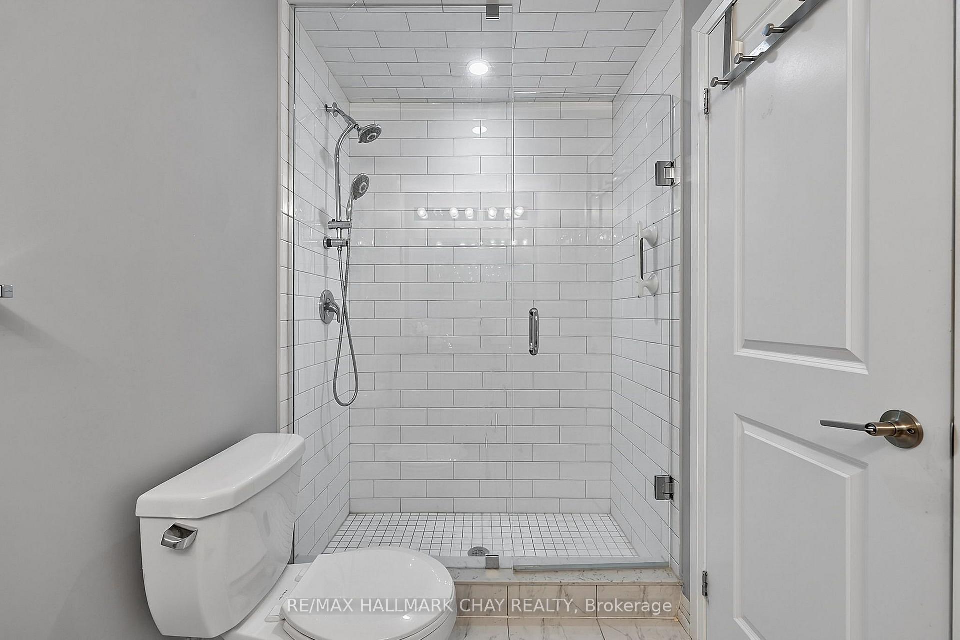 Photo 23 of Unit 210, 161 Wellington Street E, New Tecumseth, Alliston — HOMEH