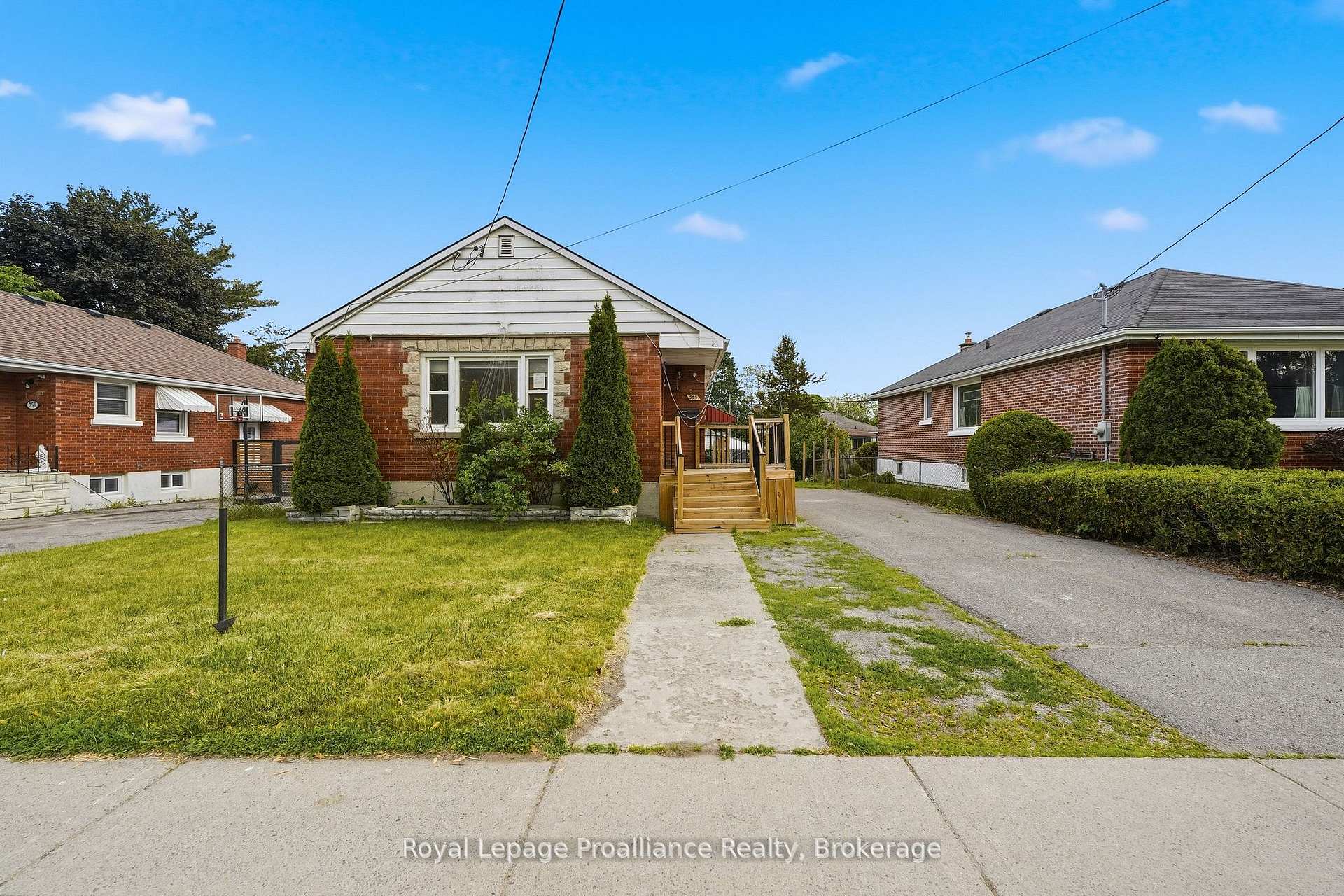 Photo 7 of 355 Bridge Street, Belleville, Thurlow Ward — HOMEH