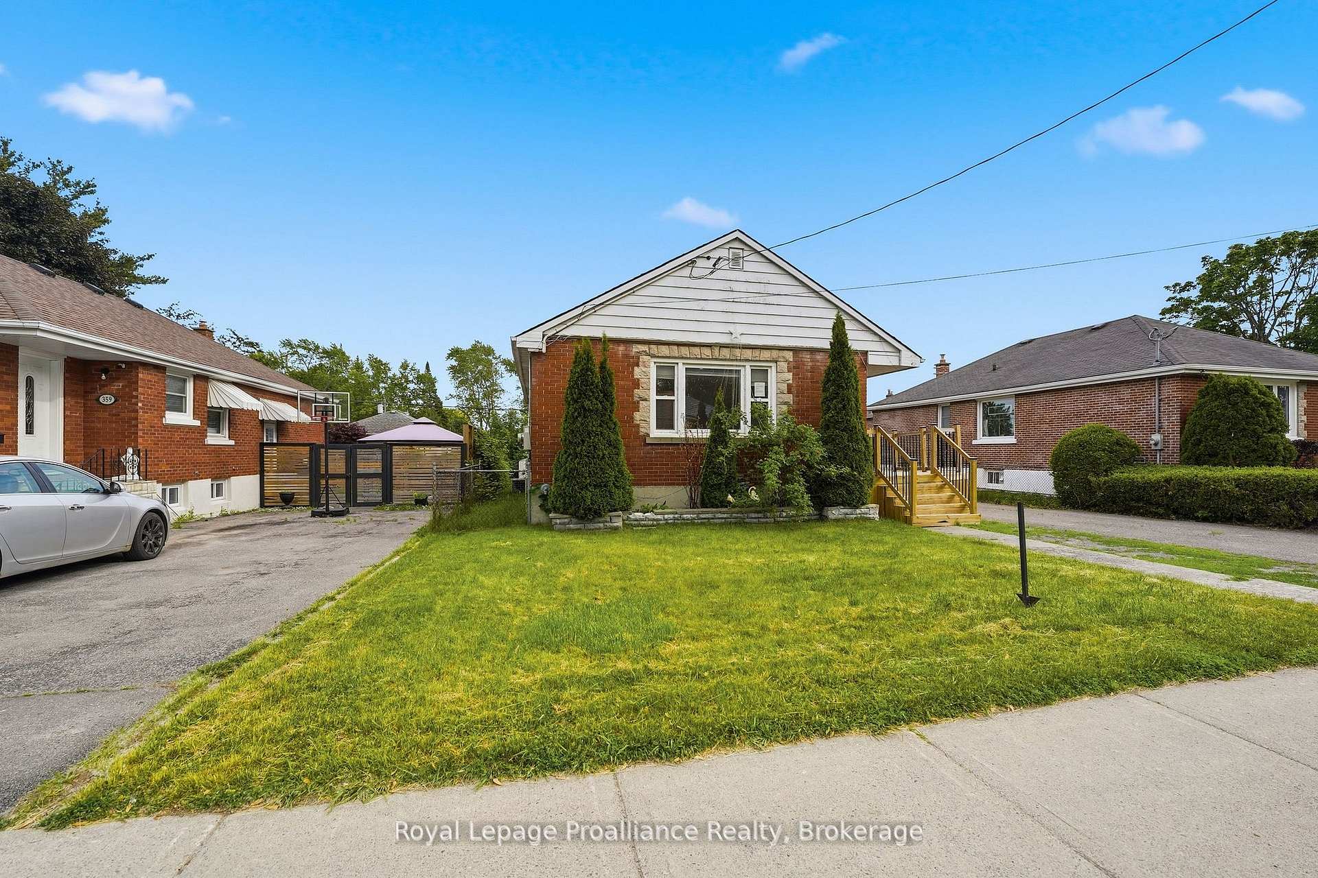 Photo 8 of 355 Bridge Street, Belleville, Thurlow Ward — HOMEH