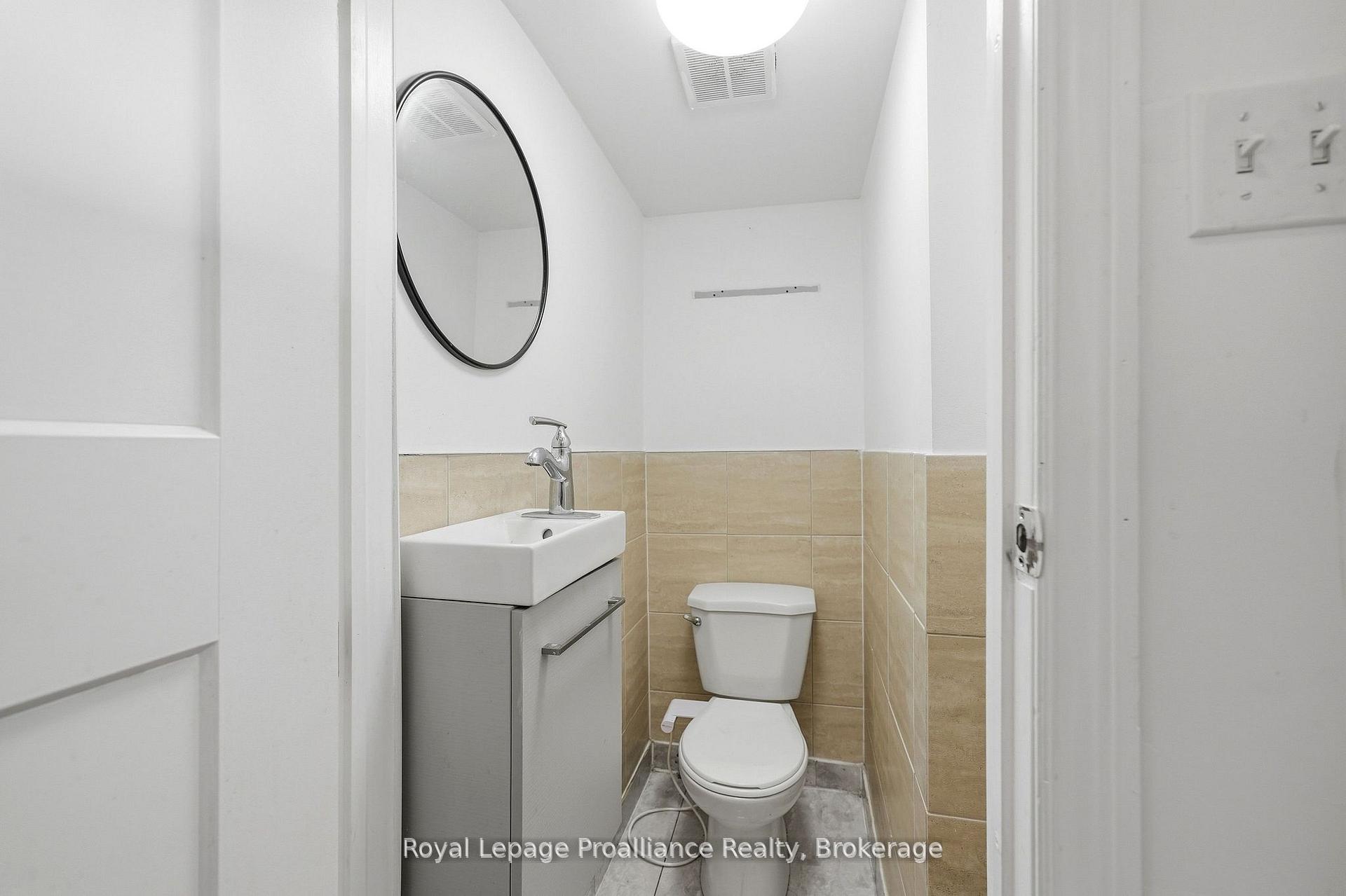 Photo 12 of 355 Bridge Street, Belleville, Thurlow Ward — HOMEH