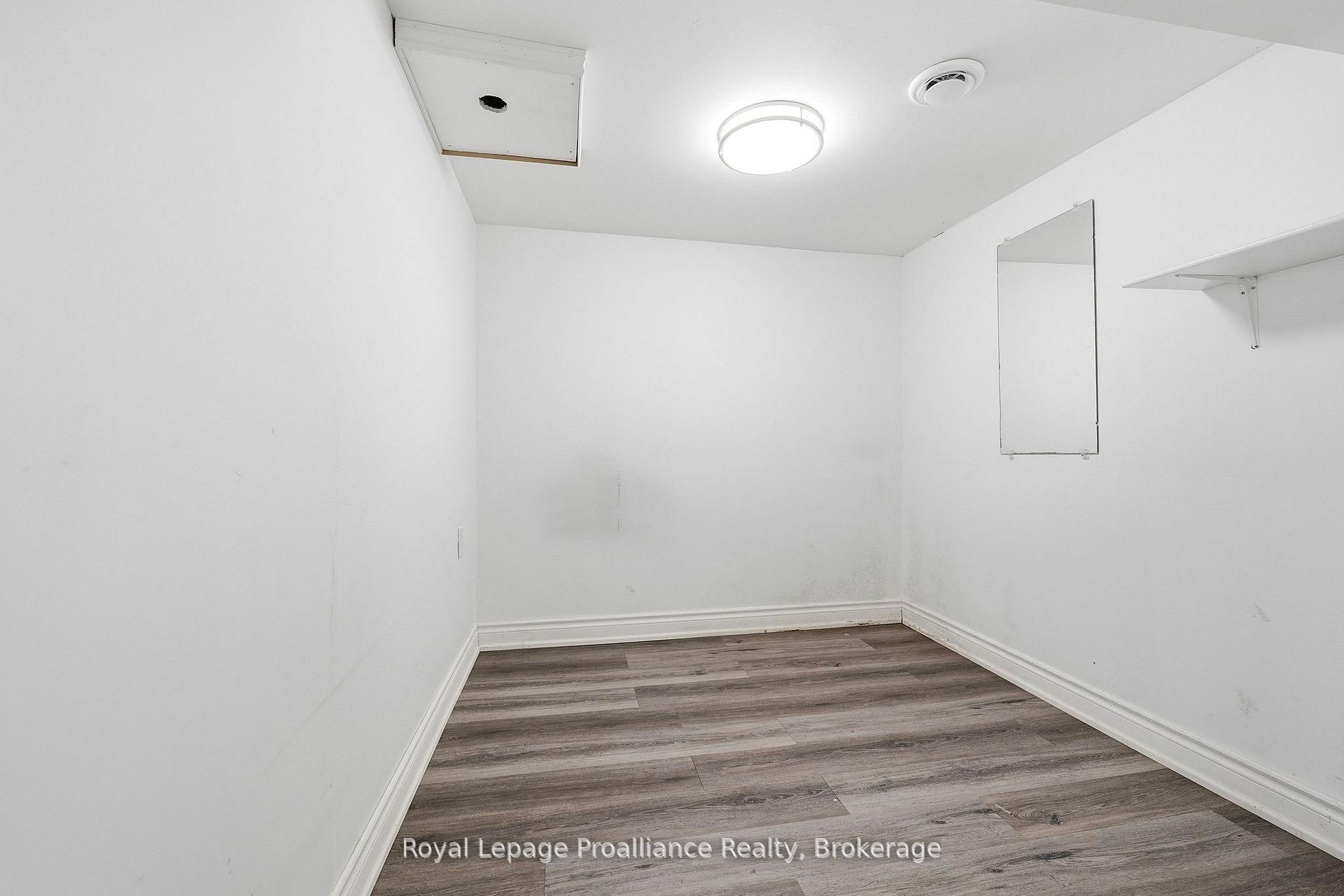 Photo 31 of 355 Bridge Street, Belleville, Thurlow Ward — HOMEH