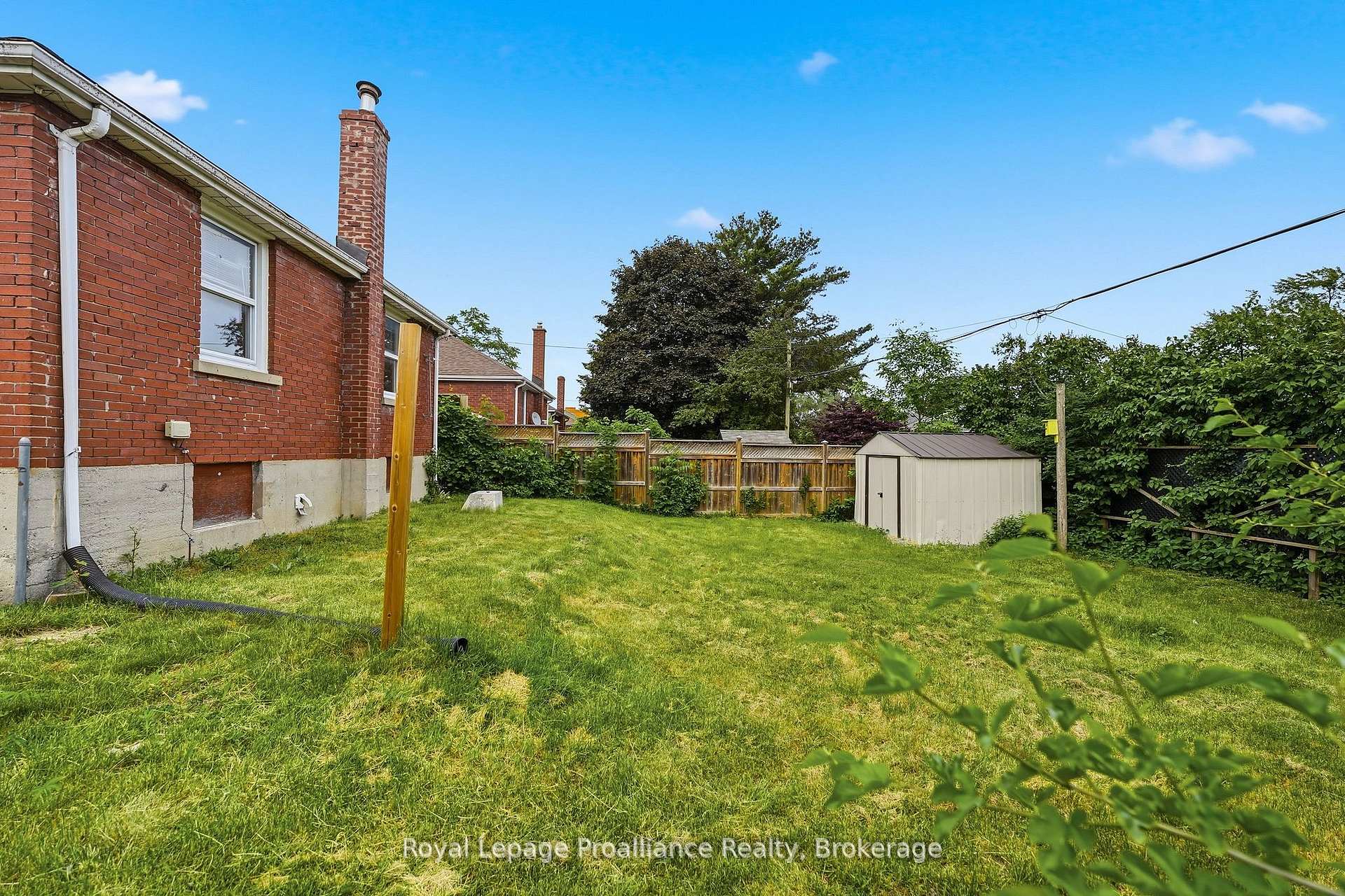 Photo 36 of 355 Bridge Street, Belleville, Thurlow Ward — HOMEH