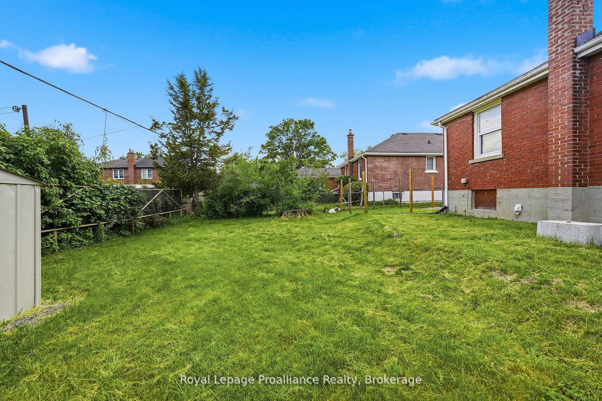 Photo 41 of 355 Bridge Street, Belleville, Thurlow Ward — HOMEH