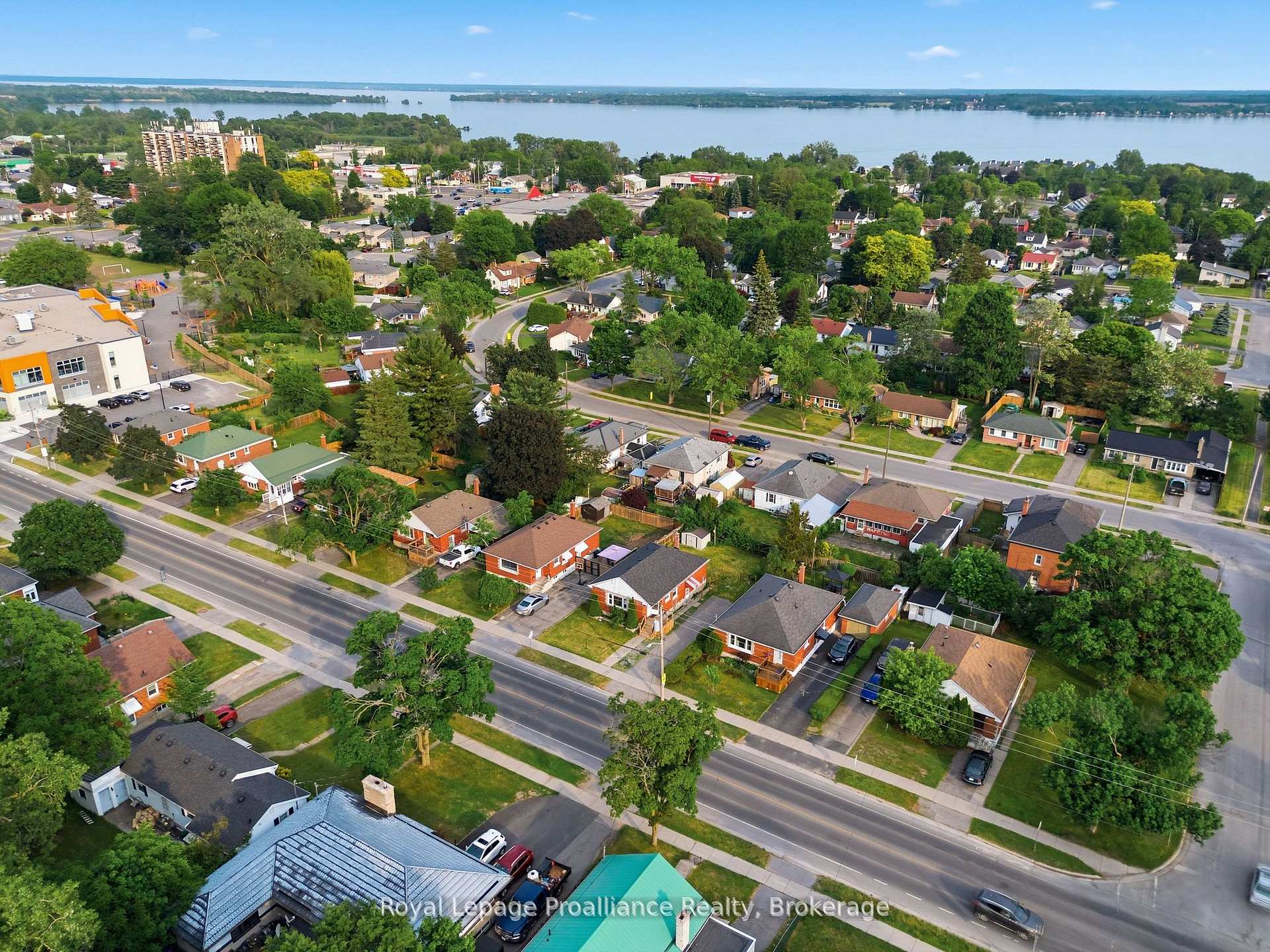 Photo 47 of 355 Bridge Street, Belleville, Thurlow Ward — HOMEH