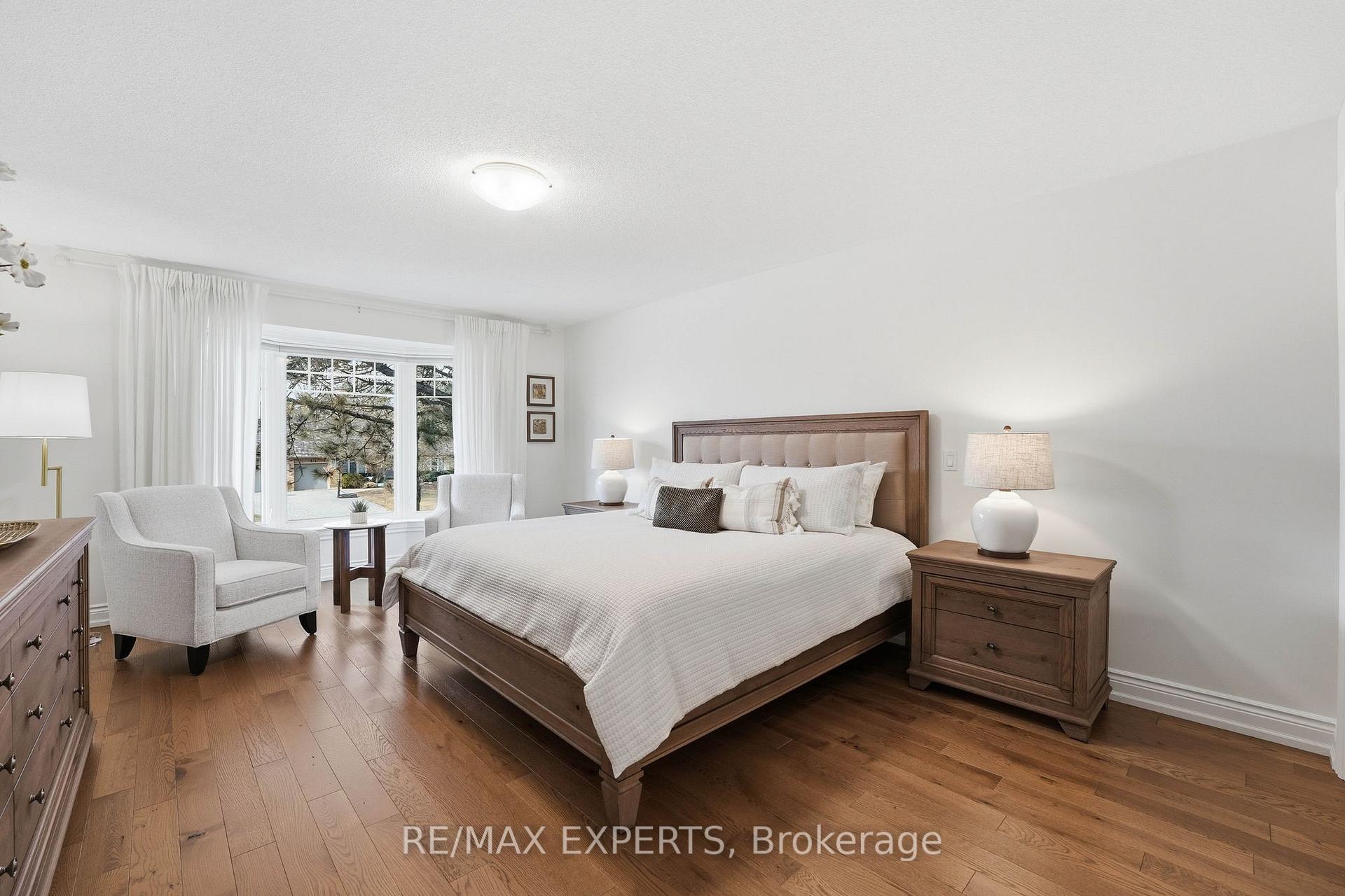 Photo 23 of 87 McClure Drive, King, King City — HOMEH
