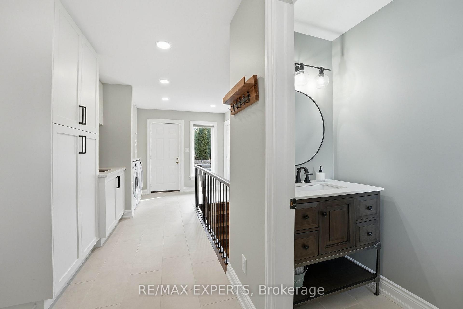 Photo 30 of 87 McClure Drive, King, King City — HOMEH