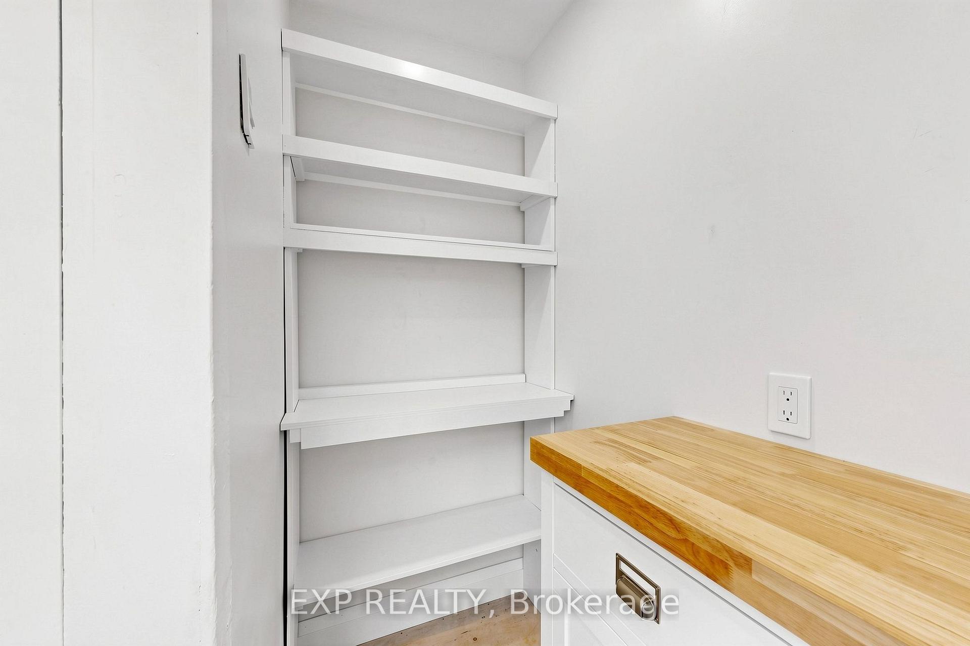 Photo 7 of 335 Perry Street, Whitby, Downtown Whitby — HOMEH