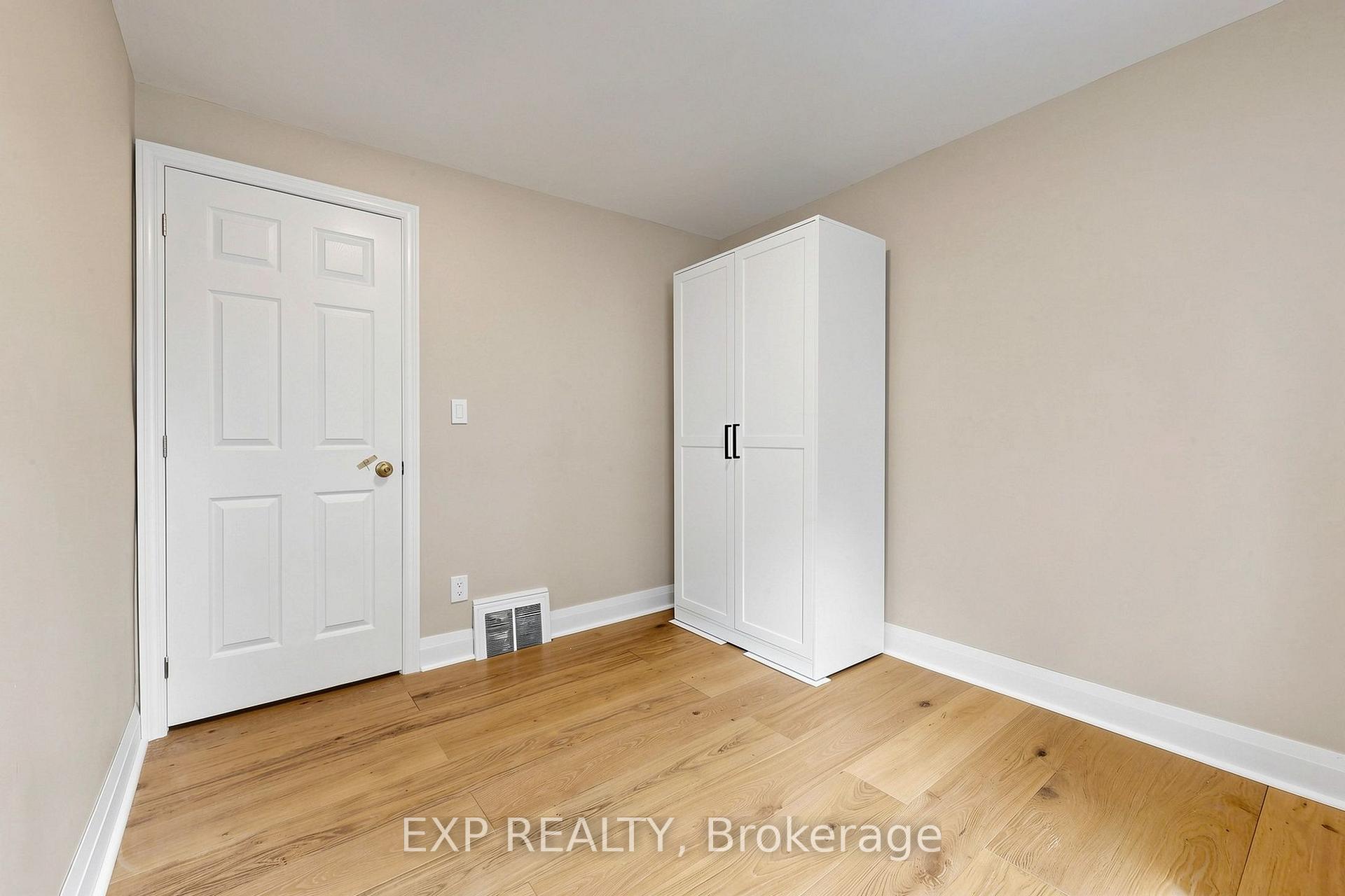 Photo 18 of 335 Perry Street, Whitby, Downtown Whitby — HOMEH
