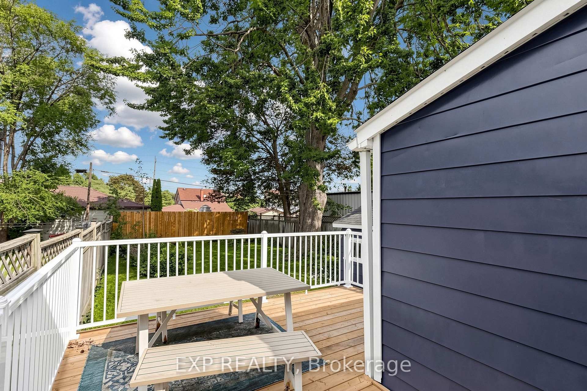 Photo 31 of 335 Perry Street, Whitby, Downtown Whitby — HOMEH