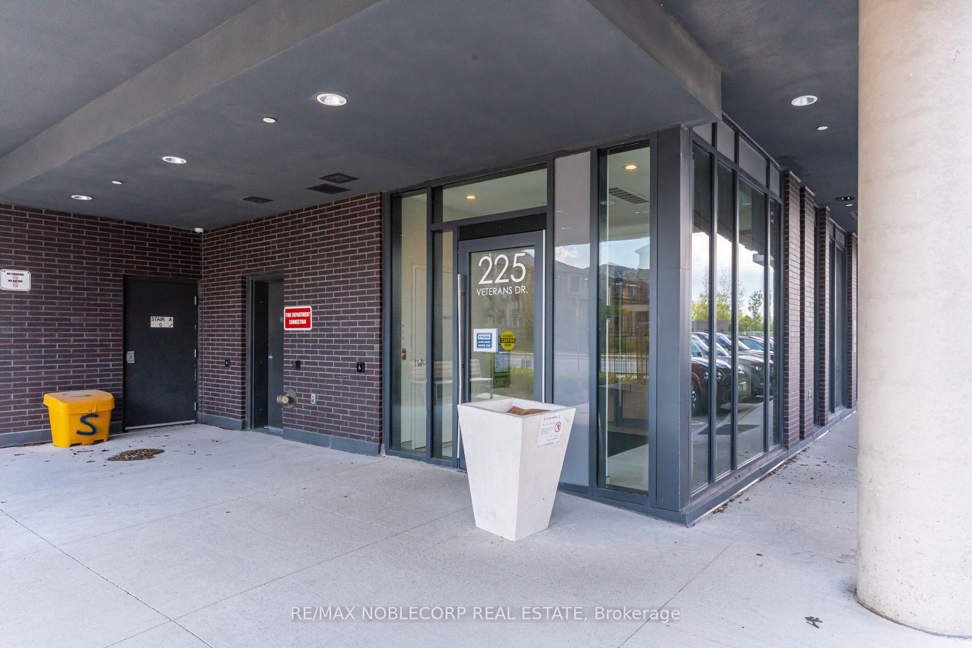 Photo 2 of Unit 805, 225 Veterans Drive, Brampton, Northwest Brampton — HOMEH