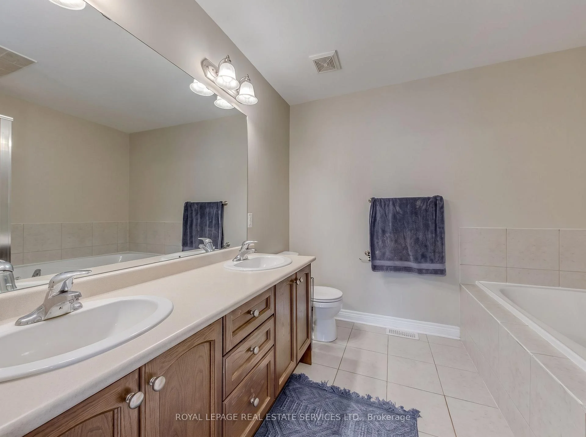 Photo 58 of Unit 24, 2019 Trawden Way, Oakville, Bronte Creek — HOMEH