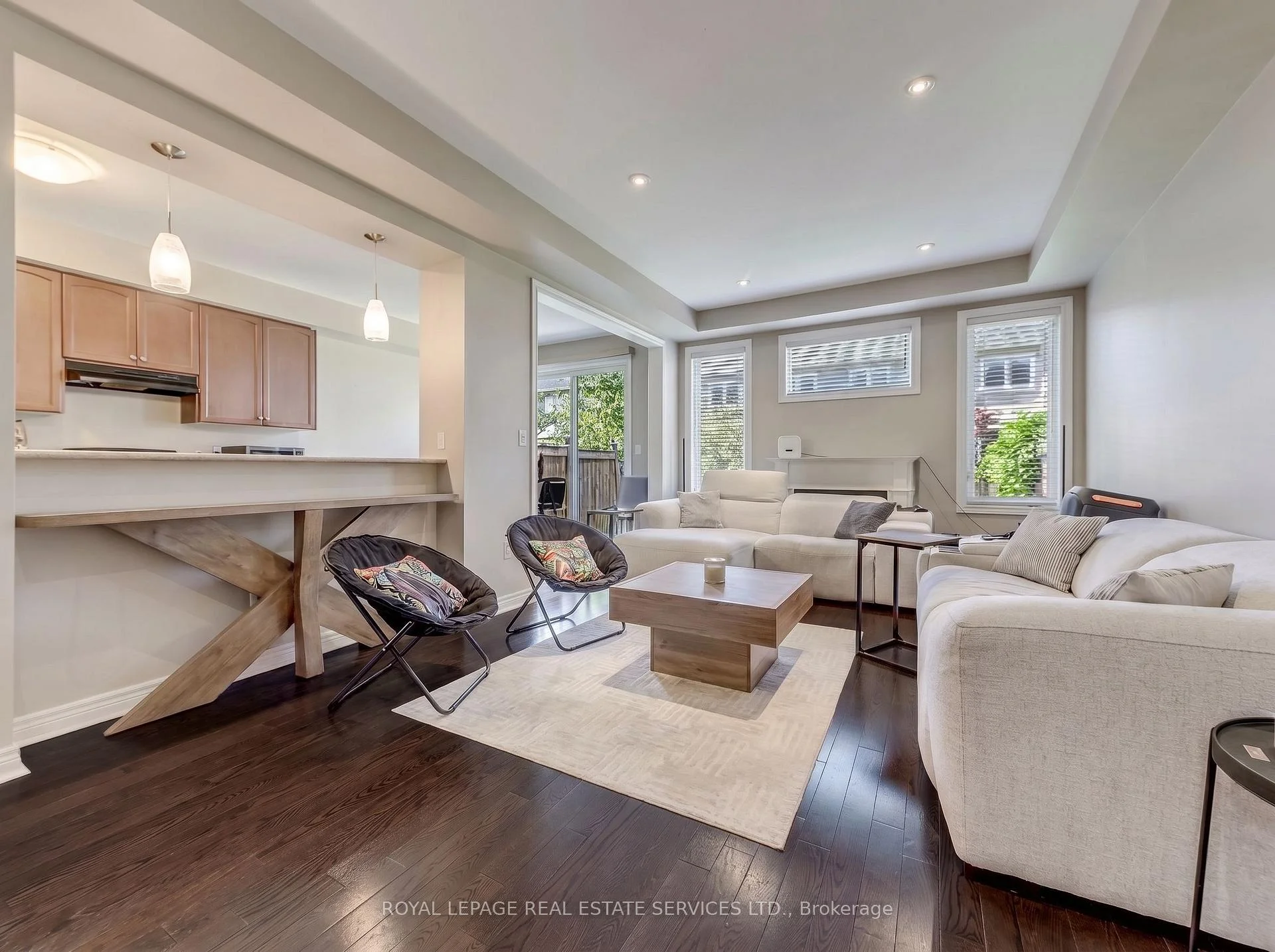 Photo 12 of Unit 24, 2019 Trawden Way, Oakville, Bronte Creek — HOMEH