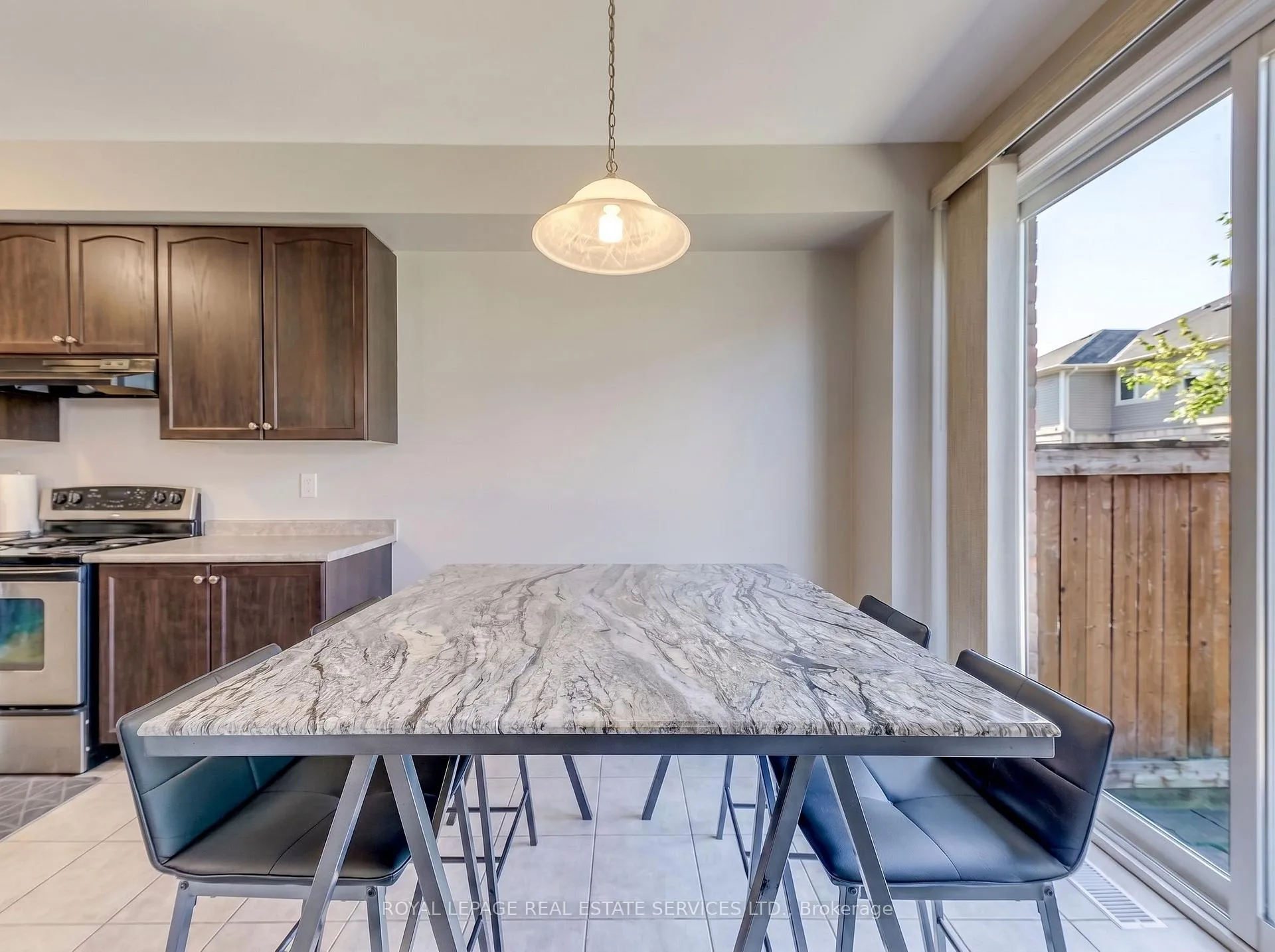 Photo 18 of Unit 24, 2019 Trawden Way, Oakville, Bronte Creek — HOMEH