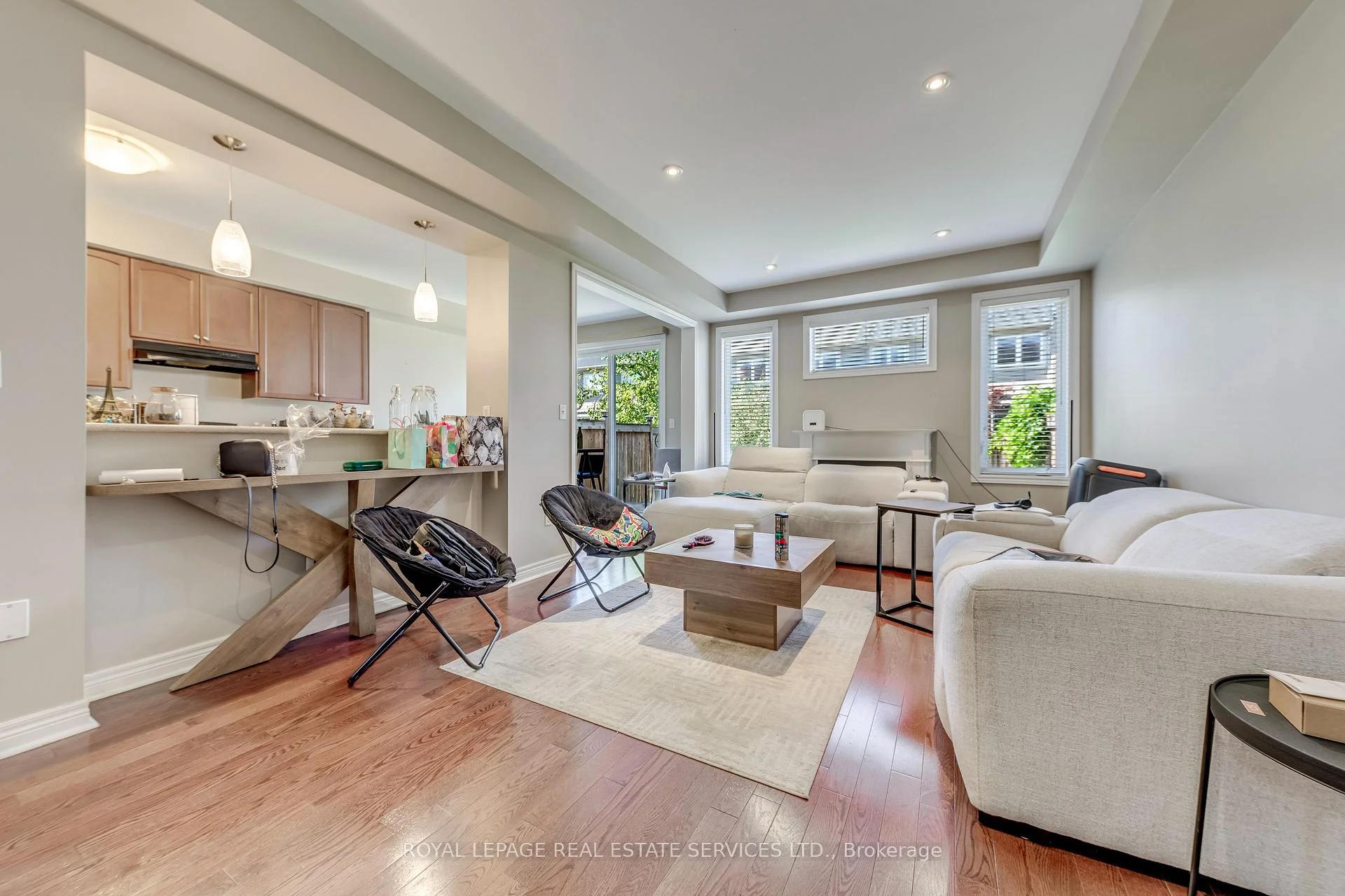 Photo 15 of Unit 24, 2019 Trawden Way, Oakville, Bronte Creek — HOMEH