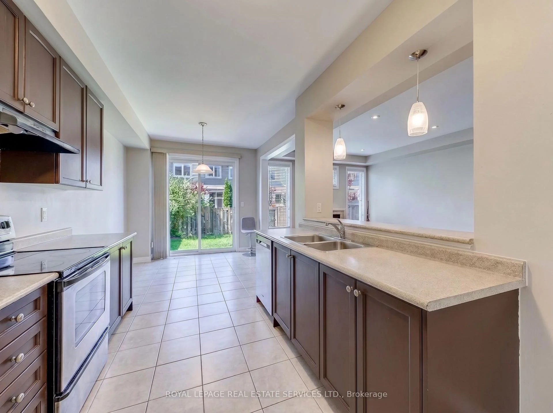 Photo 25 of Unit 24, 2019 Trawden Way, Oakville, Bronte Creek — HOMEH