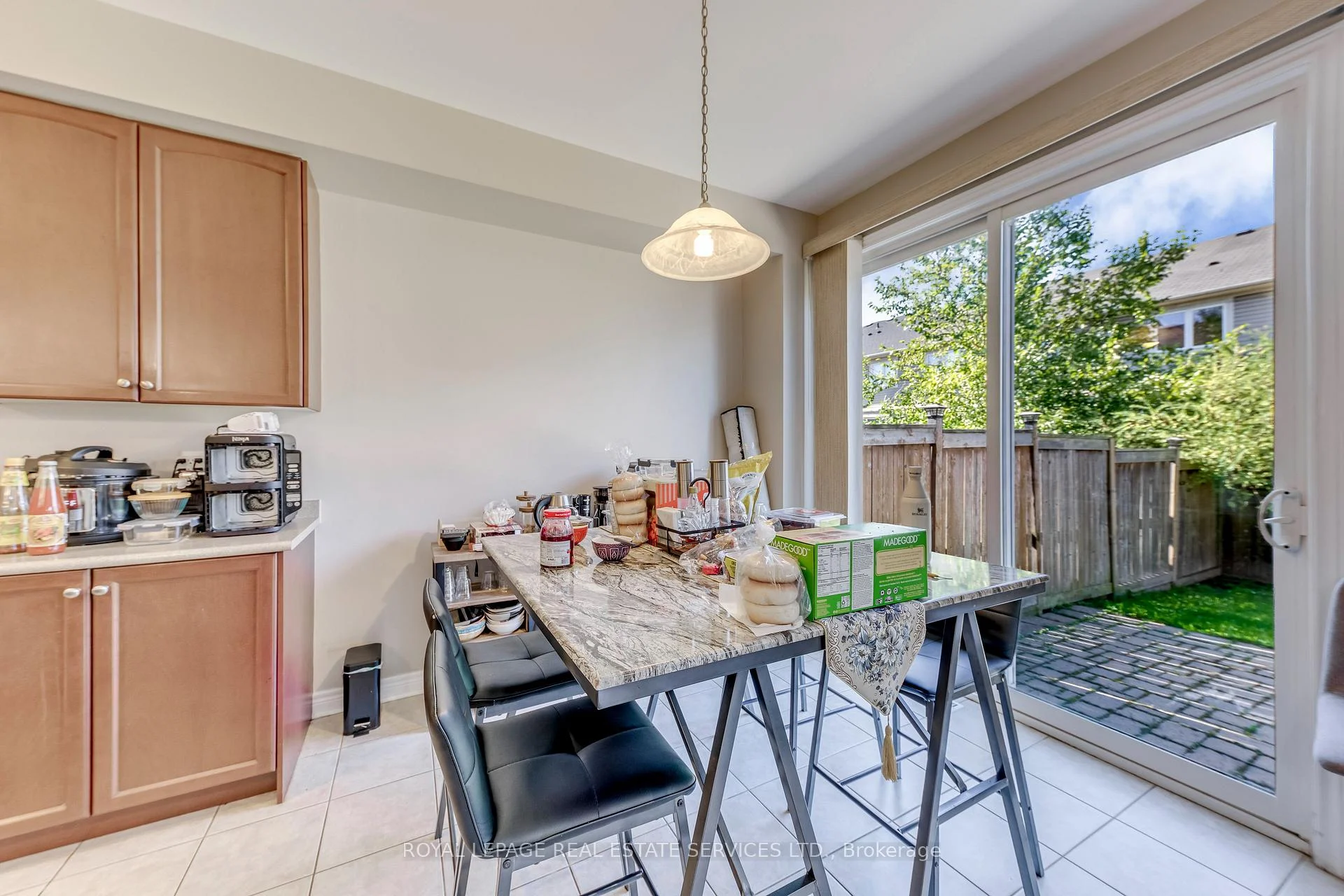 Photo 39 of Unit 24, 2019 Trawden Way, Oakville, Bronte Creek — HOMEH