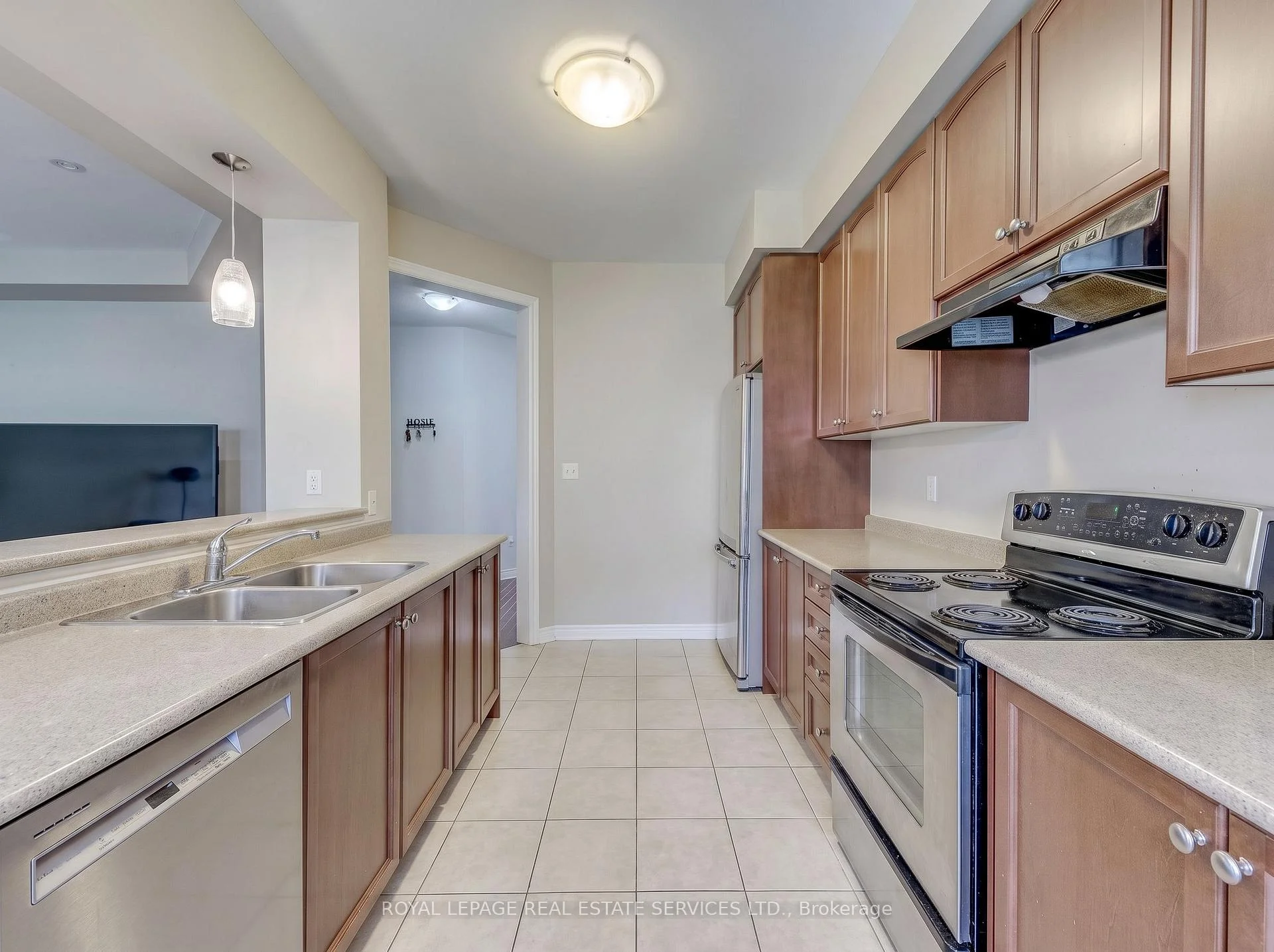 Photo 42 of Unit 24, 2019 Trawden Way, Oakville, Bronte Creek — HOMEH