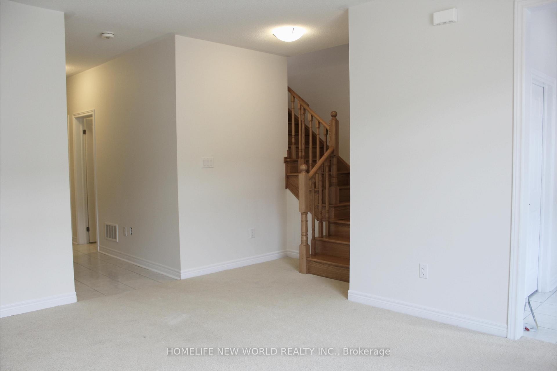 Photo 6 of 66 Johann Drive, Markham, Middlefield — HOMEH