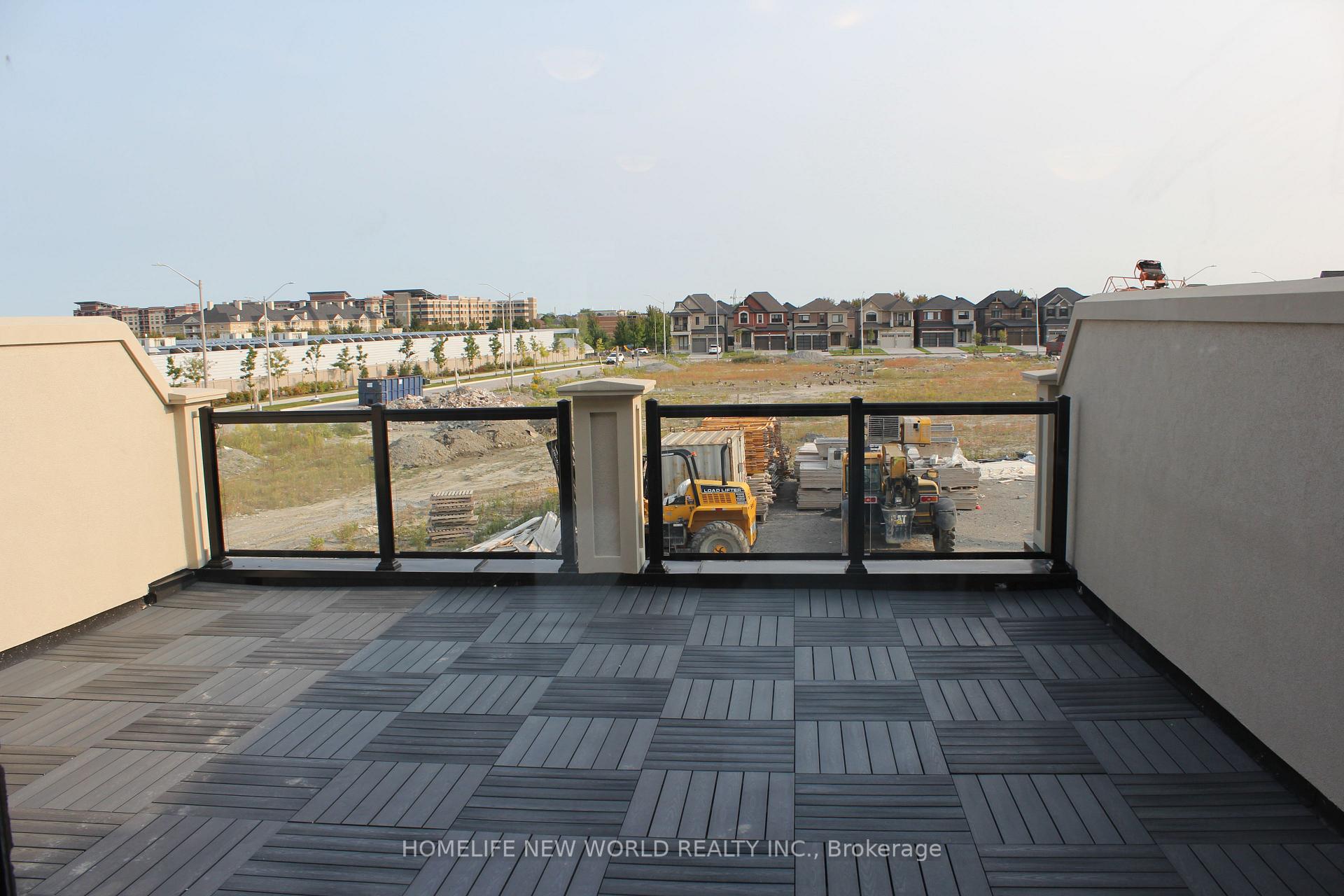 Photo 11 of 66 Johann Drive, Markham, Middlefield — HOMEH