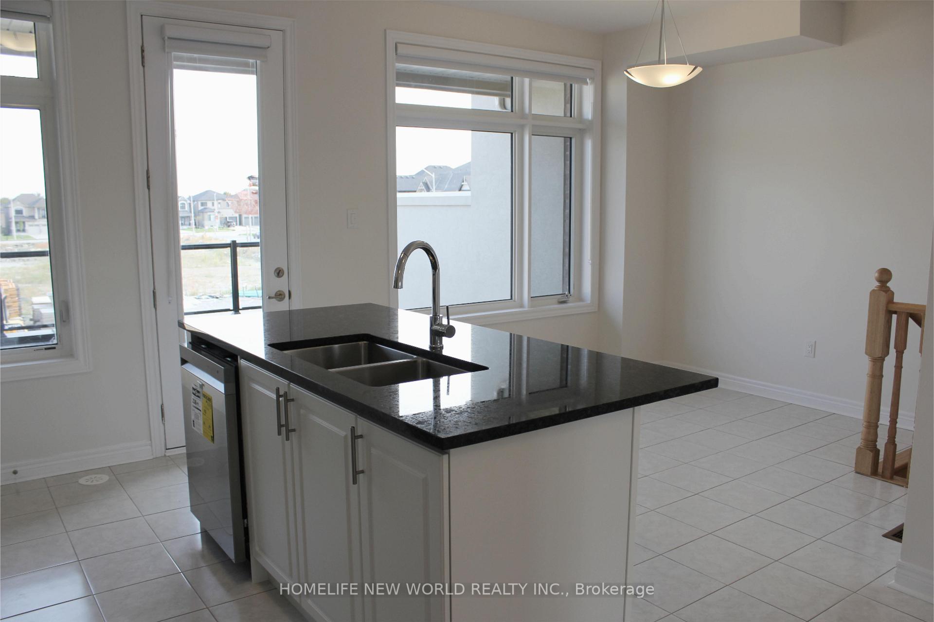 Photo 16 of 66 Johann Drive, Markham, Middlefield — HOMEH