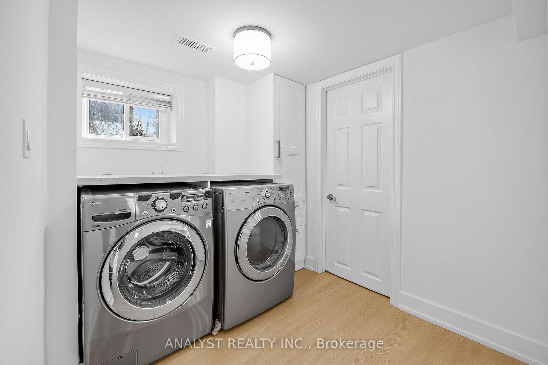 Photo 14 of Unit Lower Level, 39 Chartwell Road, Etobicoke, Stonegate-Queensway — HOMEH