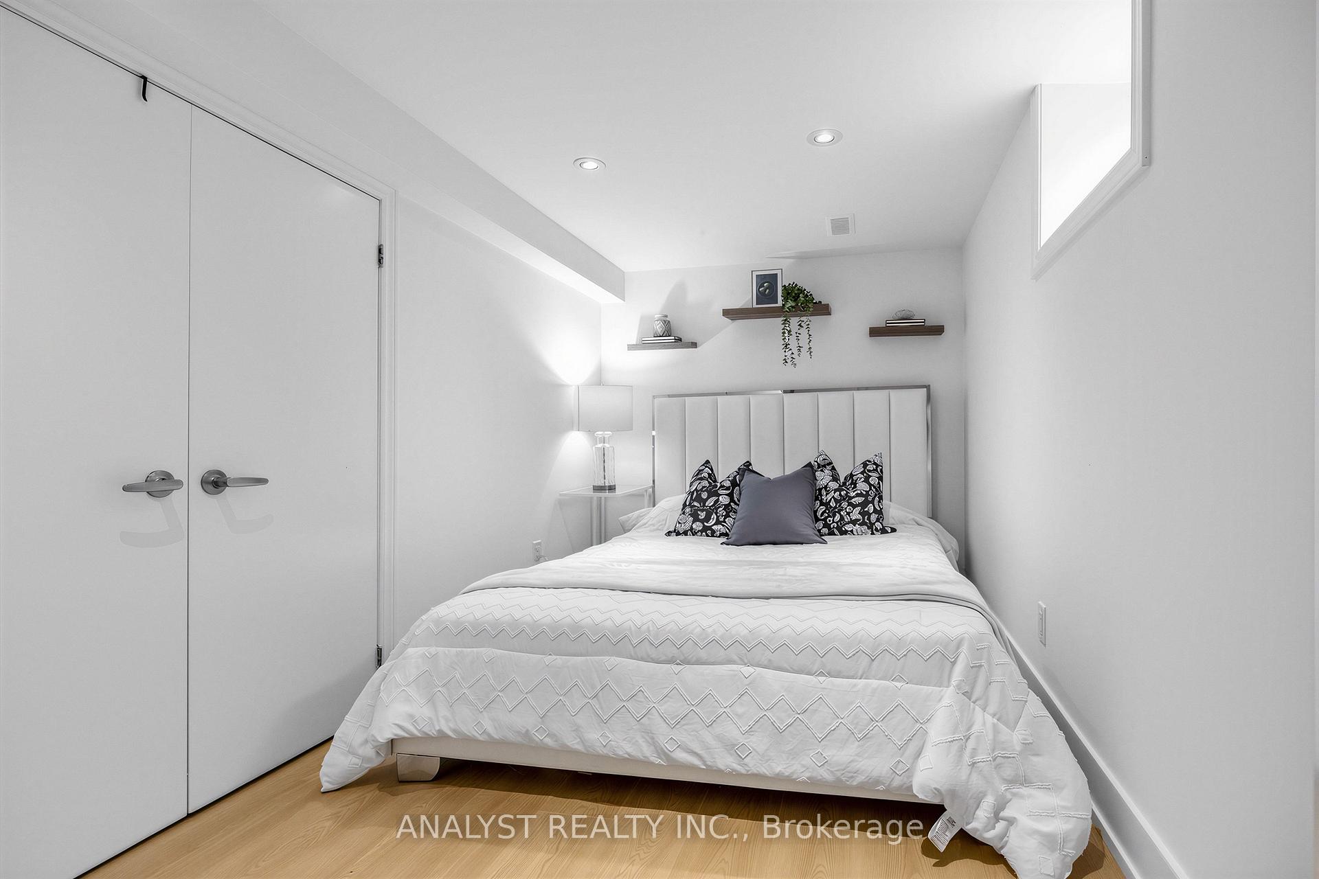 Photo 20 of Unit Lower Level, 39 Chartwell Road, Etobicoke, Stonegate-Queensway — HOMEH