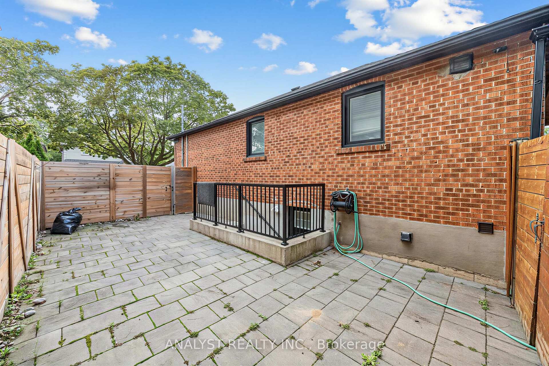 Photo 24 of Unit Lower Level, 39 Chartwell Road, Etobicoke, Stonegate-Queensway — HOMEH
