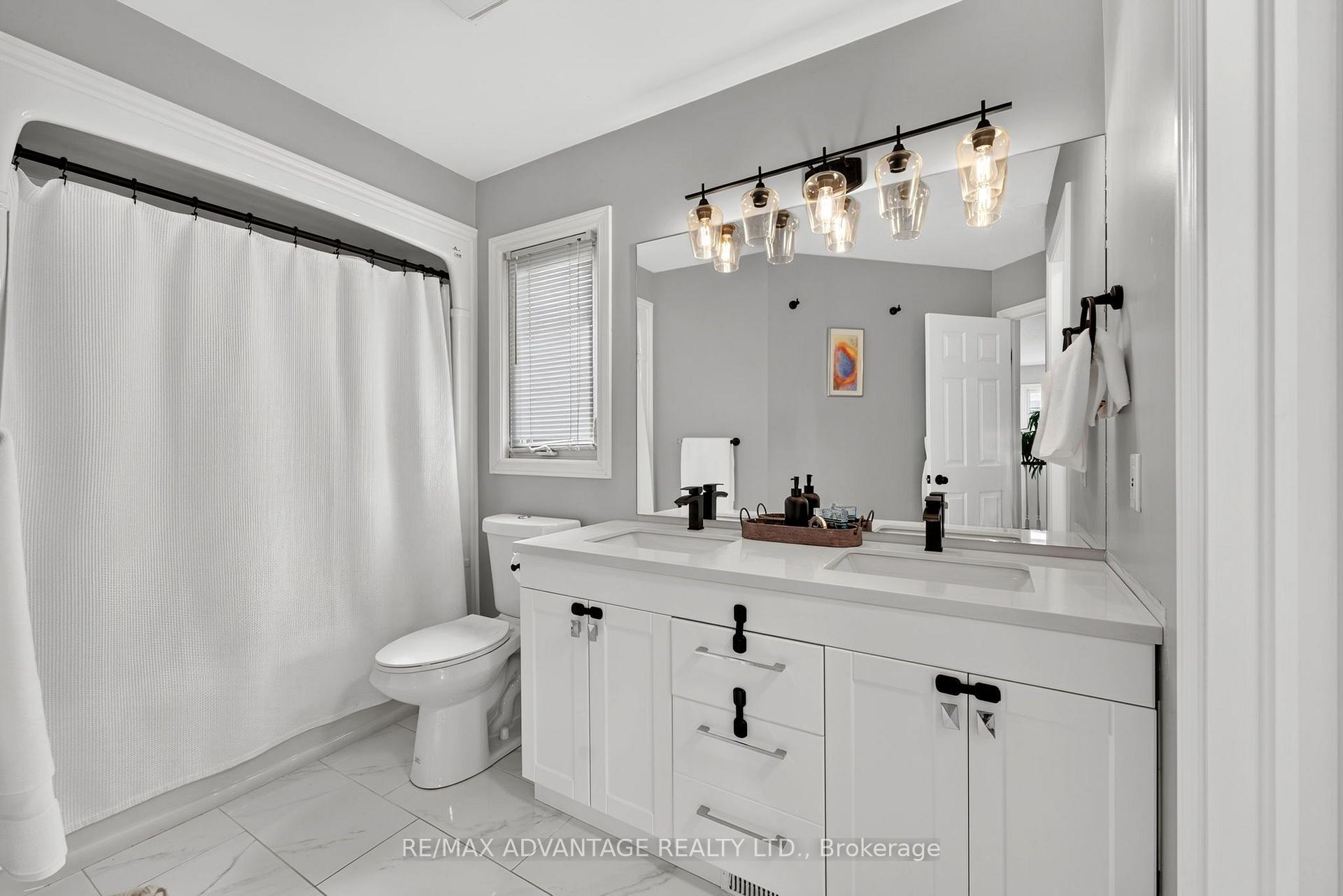 Photo 35 of 37 Calvert Lane, Middlesex Centre, Ilderton — HOMEH