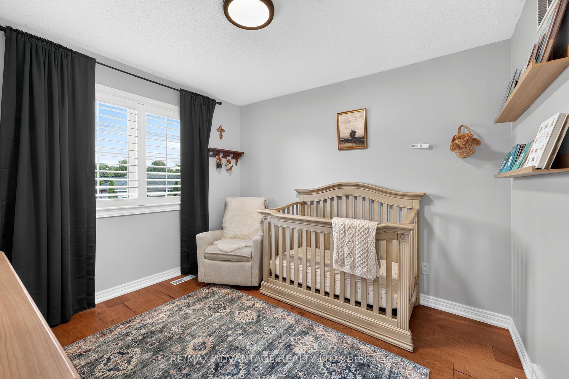Photo 36 of 37 Calvert Lane, Middlesex Centre, Ilderton — HOMEH