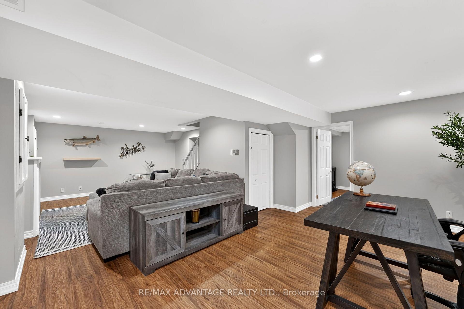 Photo 43 of 37 Calvert Lane, Middlesex Centre, Ilderton — HOMEH