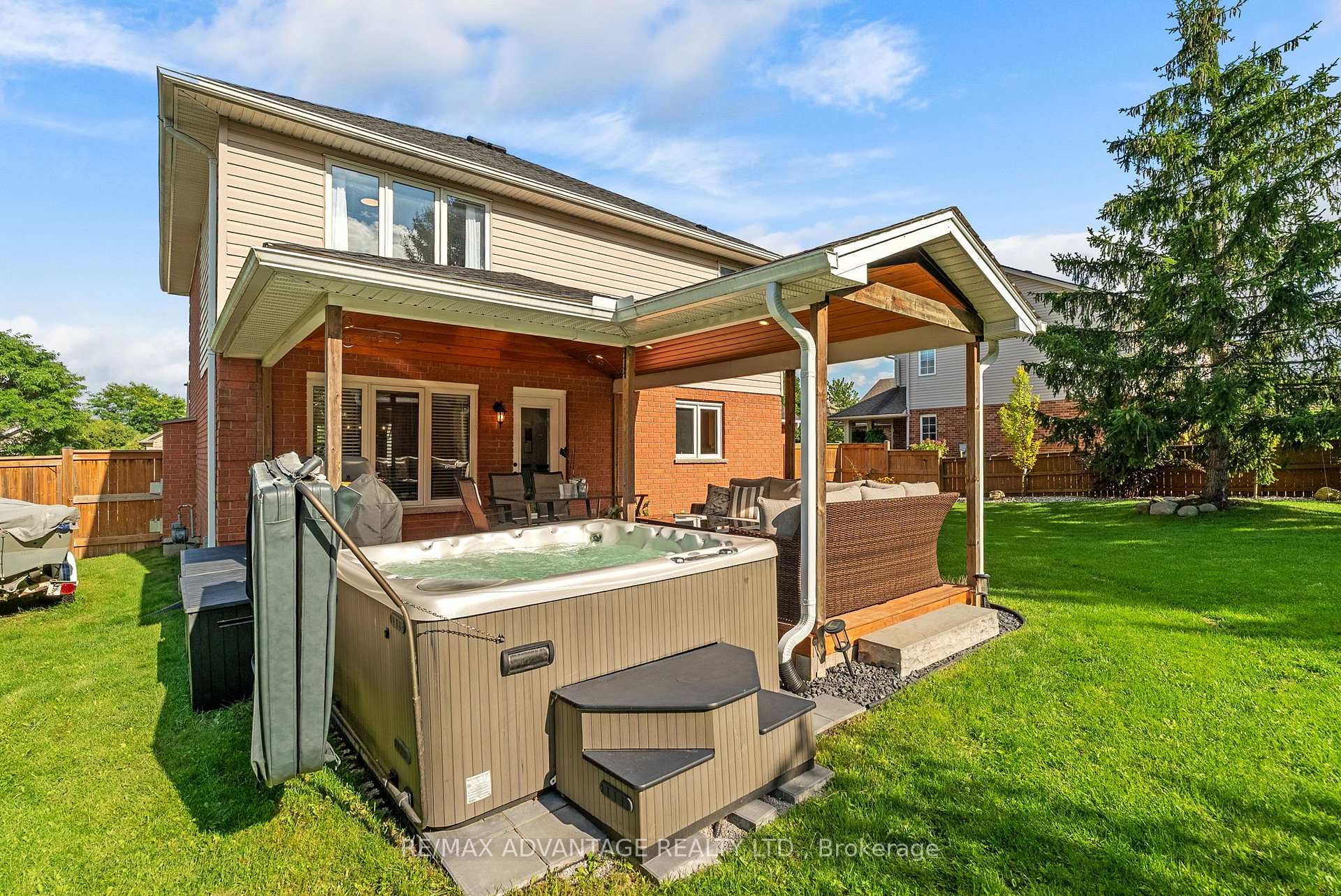 Photo 51 of 37 Calvert Lane, Middlesex Centre, Ilderton — HOMEH