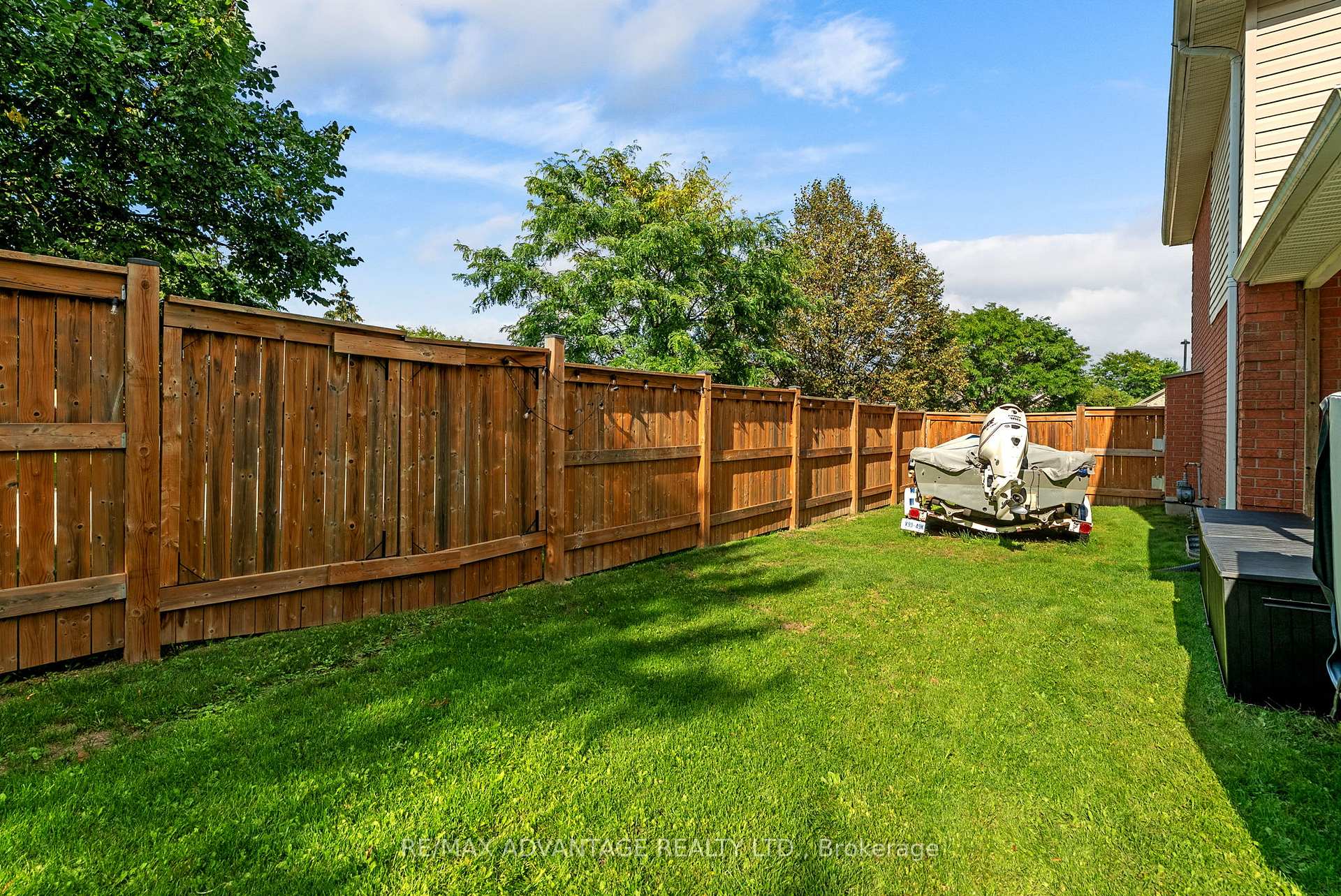 Photo 56 of 37 Calvert Lane, Middlesex Centre, Ilderton — HOMEH