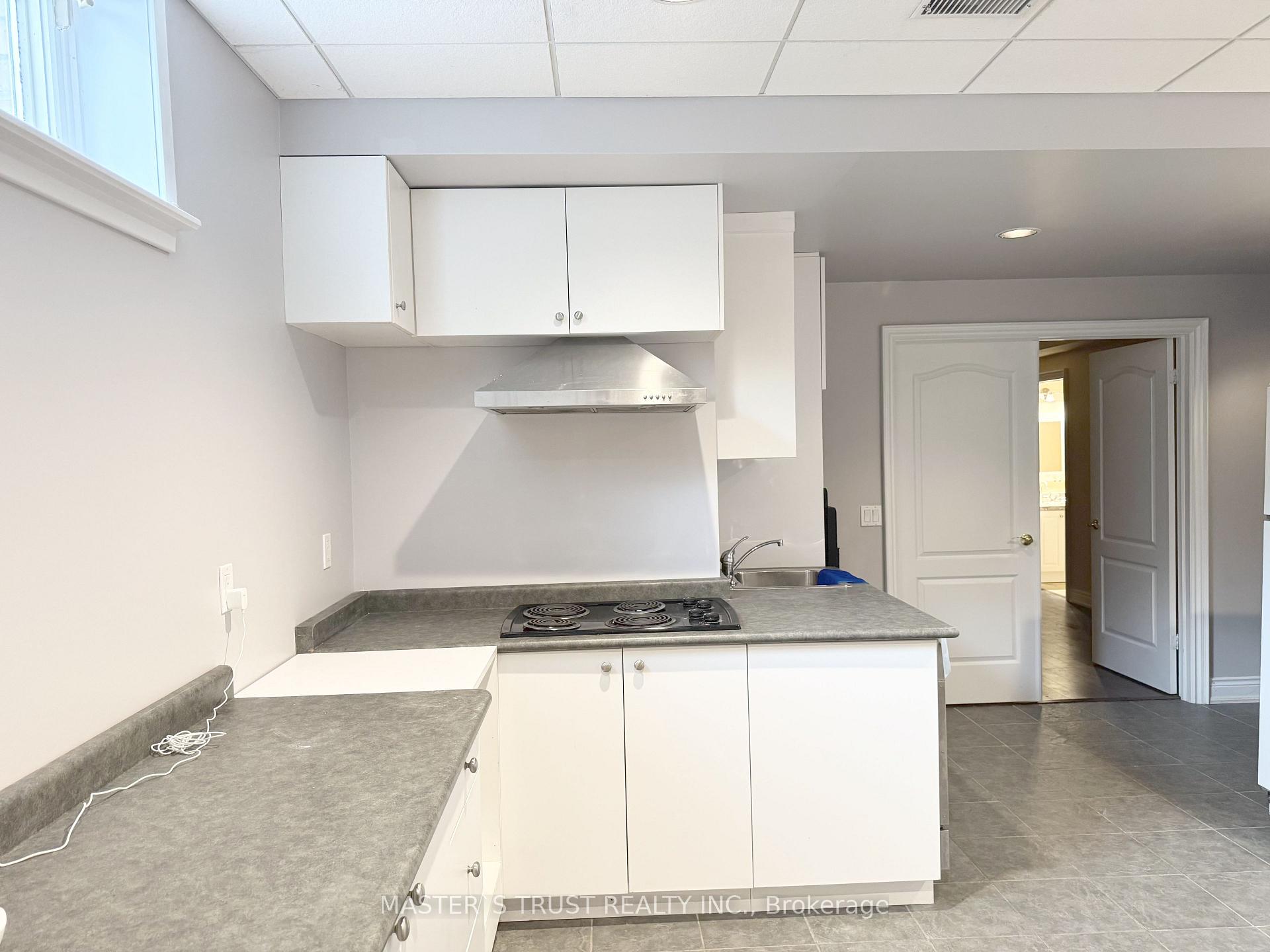 Photo 5 of 6 Cadmus Road, North York, Newtonbrook East — HOMEH