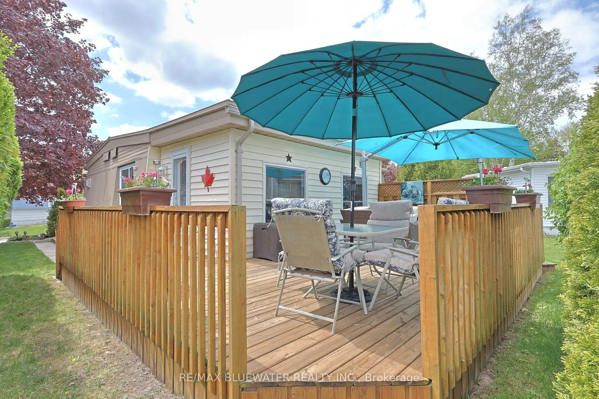 Photo 2 of 22 Pebble Beach Parkway, South Huron, Stephen — HOMEH
