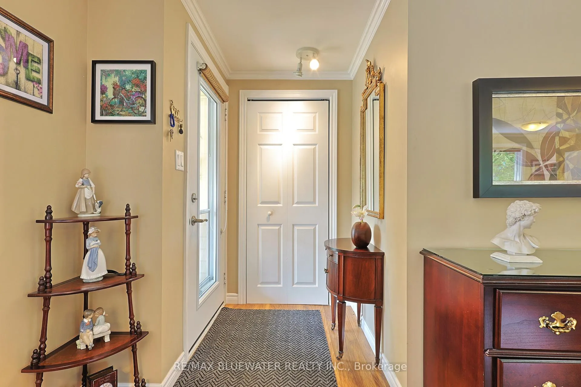 Photo 12 of 22 Pebble Beach Parkway, South Huron, Stephen — HOMEH