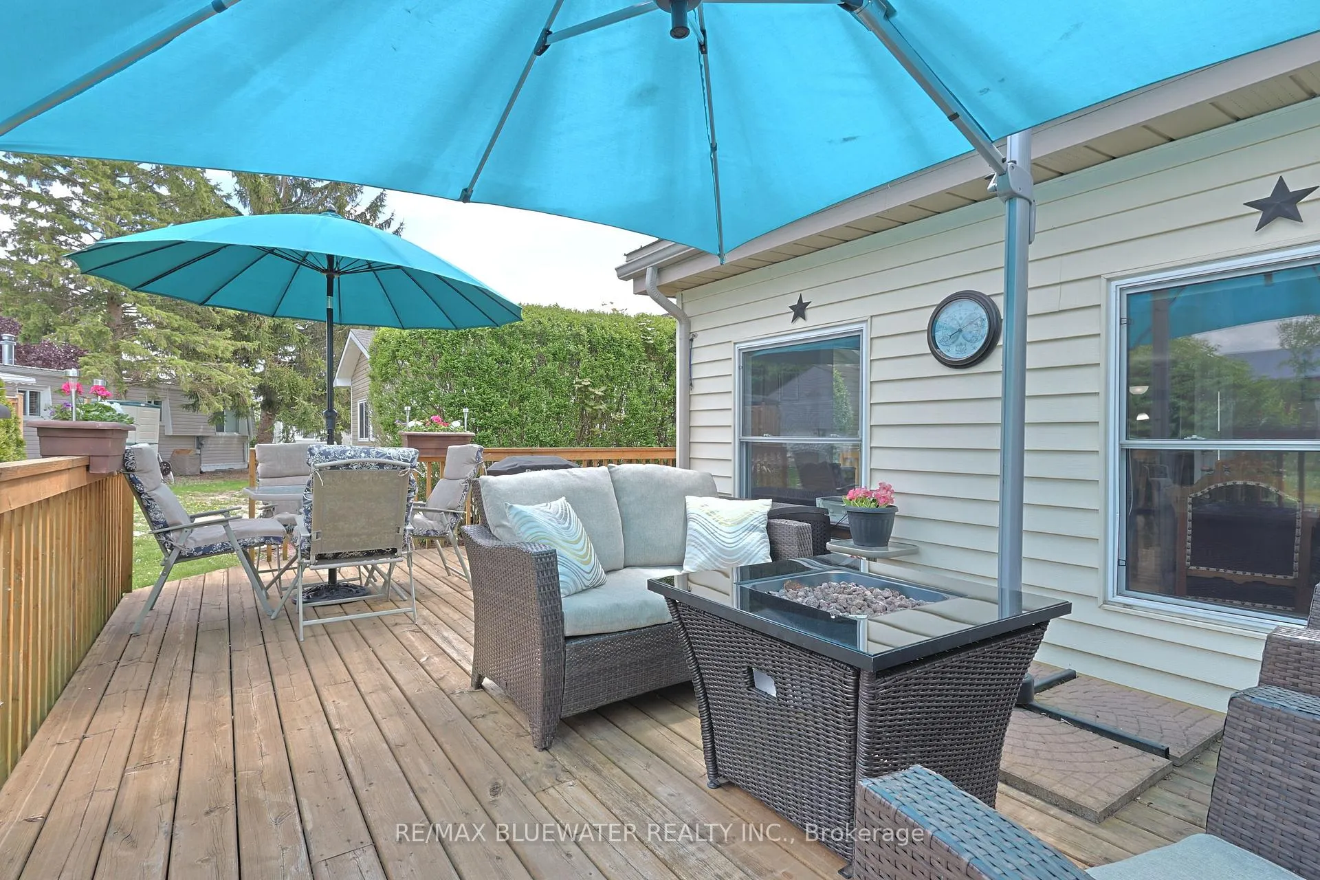Photo 35 of 22 Pebble Beach Parkway, South Huron, Stephen — HOMEH