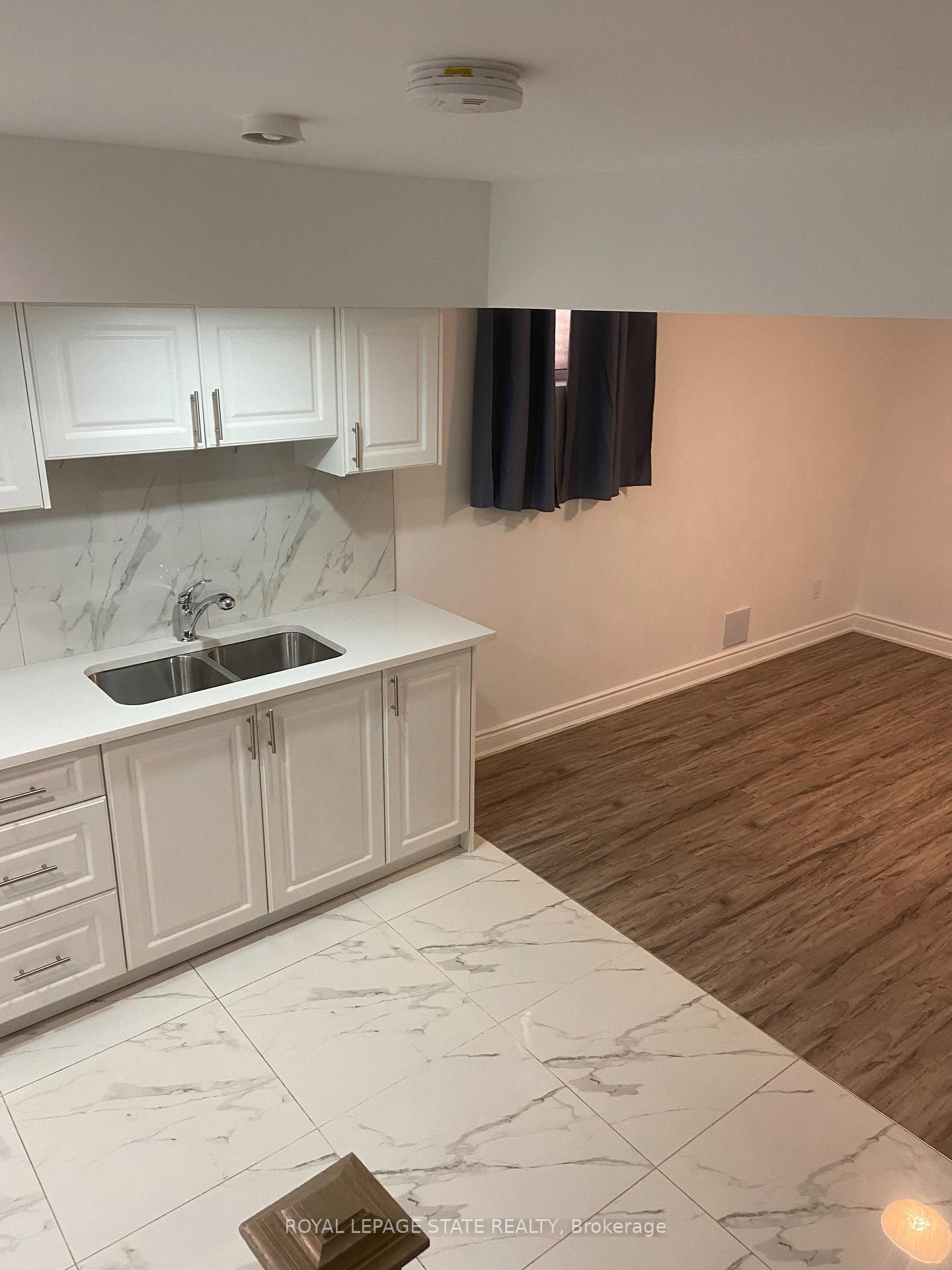 Photo 4 of 45 Fletcher Road, Hamilton, Rural Glanbrook — HOMEH