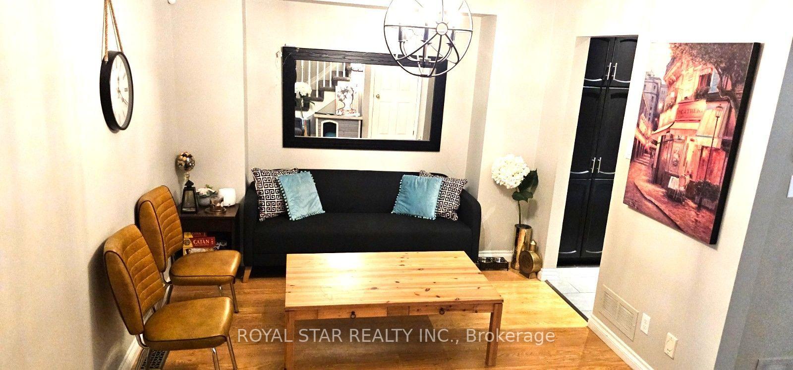 Photo 3 of 26 Furlong Crescent, Ottawa, Kanata - Bridlewood — HOMEH
