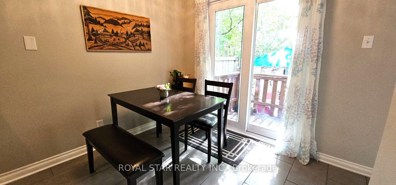 Photo 6 of 26 Furlong Crescent, Ottawa, Kanata - Bridlewood — HOMEH
