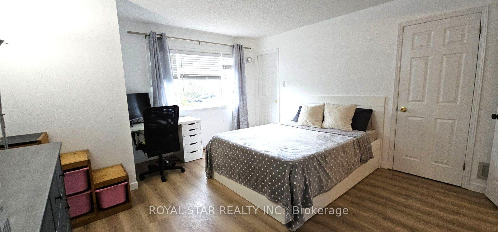 Photo 11 of 26 Furlong Crescent, Ottawa, Kanata - Bridlewood — HOMEH