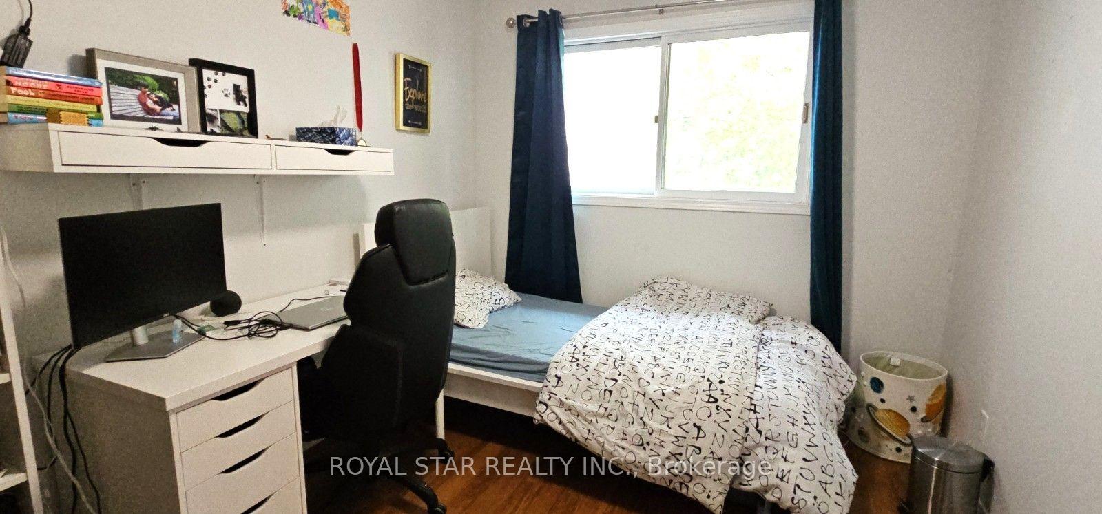 Photo 13 of 26 Furlong Crescent, Ottawa, Kanata - Bridlewood — HOMEH