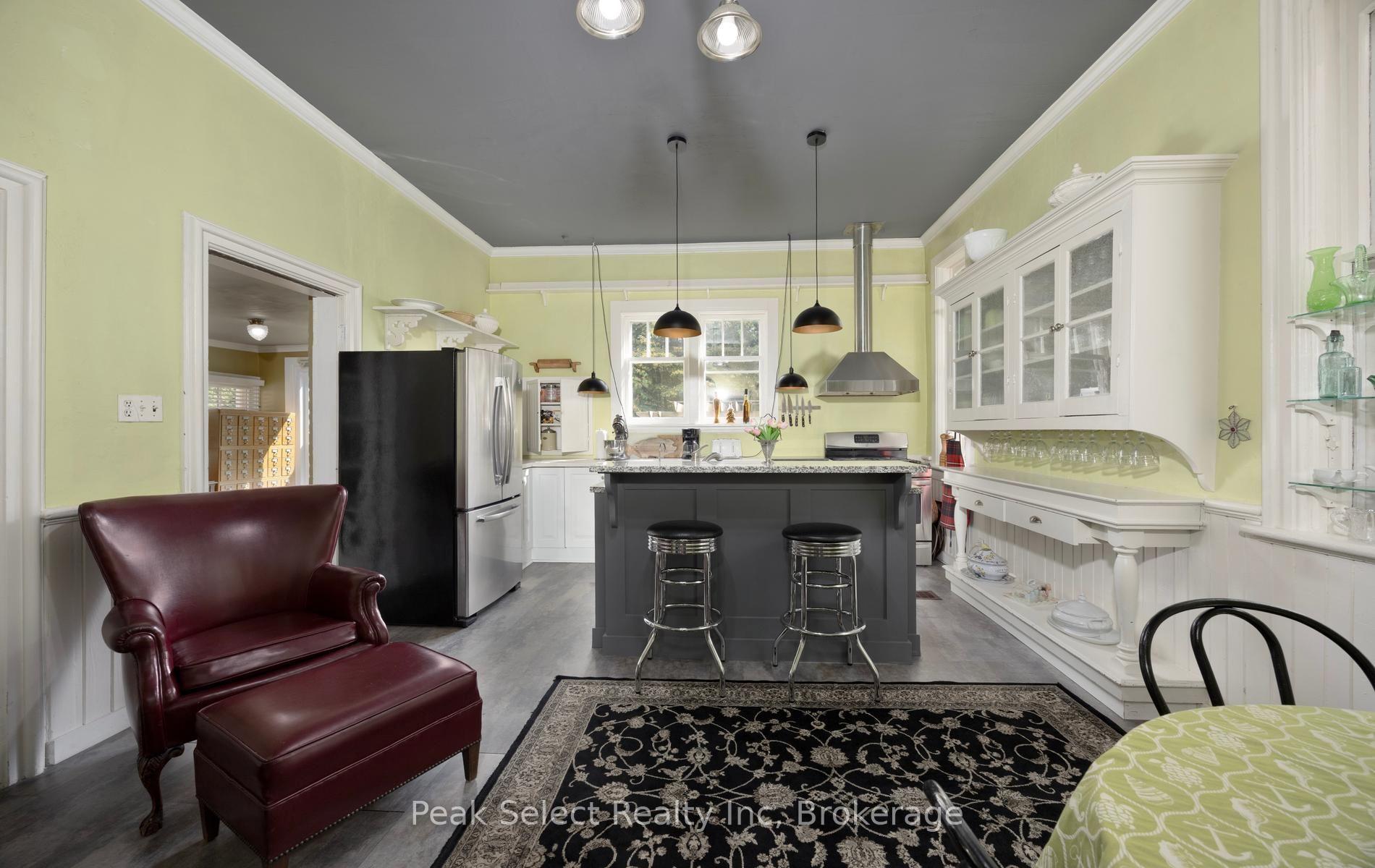 Photo 12 of 220 Elgin Street E, St. Marys — HOMEH