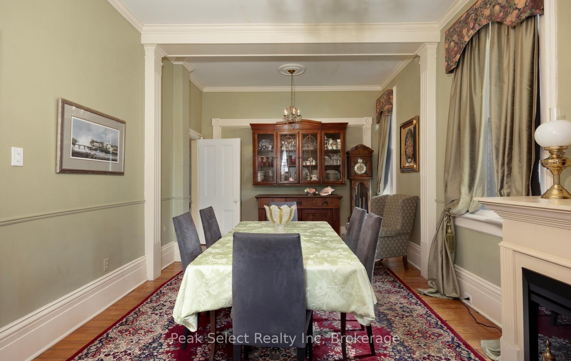 Photo 19 of 220 Elgin Street E, St. Marys — HOMEH